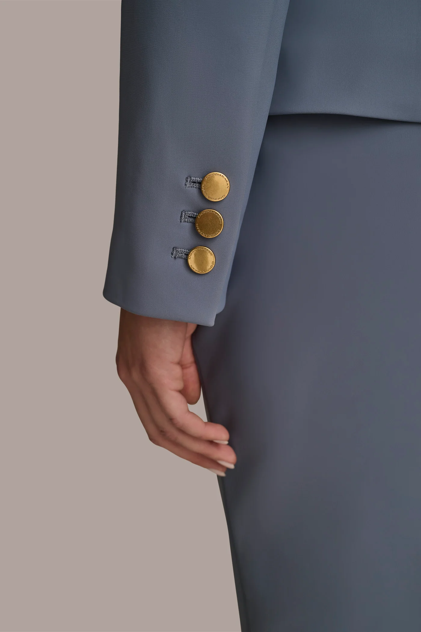 WRAP JACKET WITH BAR CLOSURE