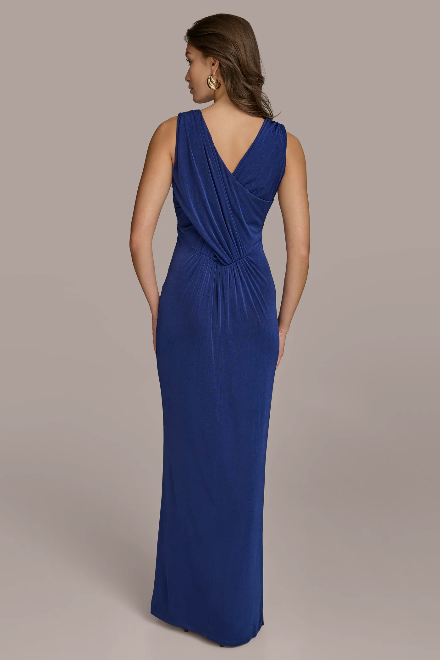 VNECK GOWN WITH SIDE BAR