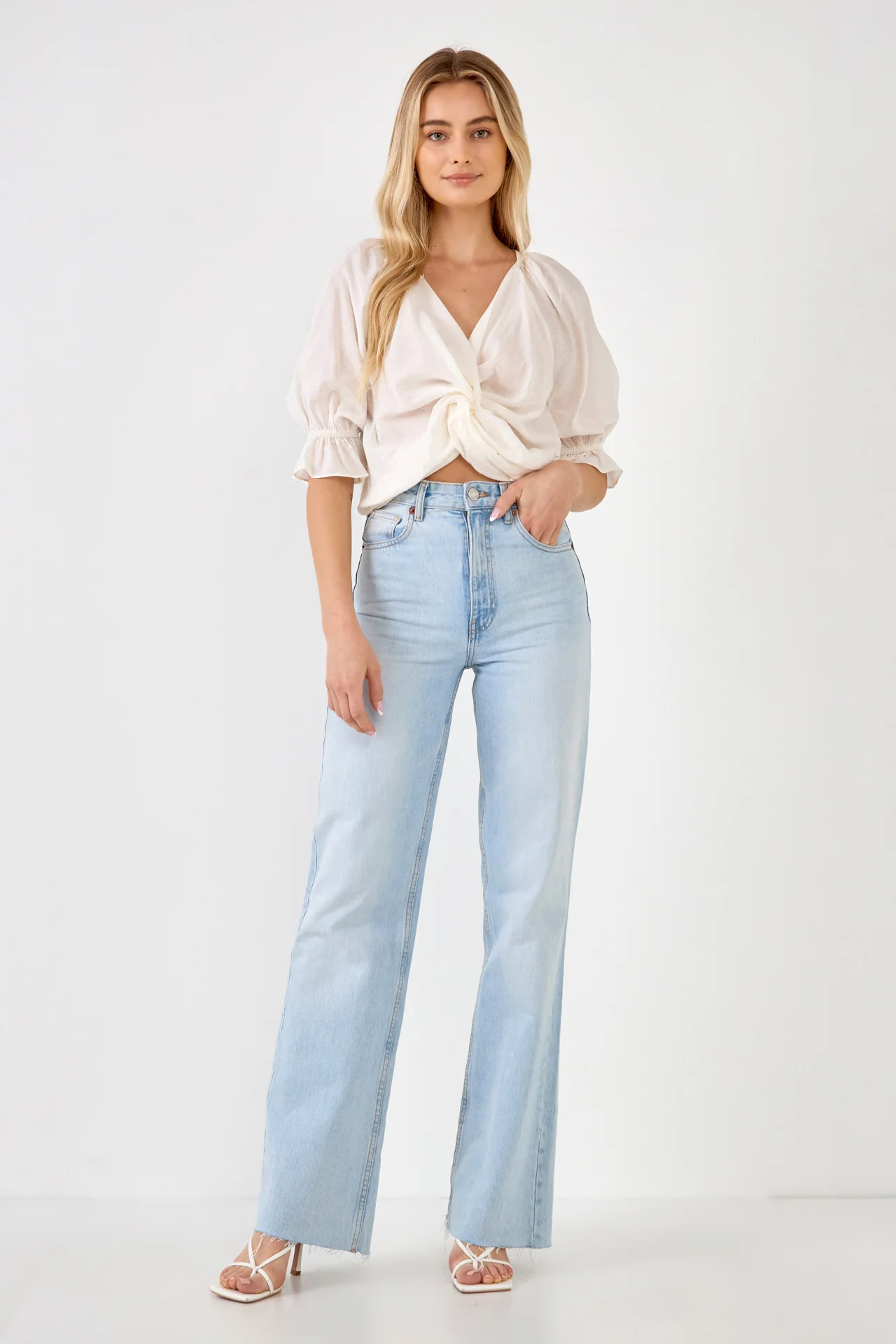 Front Twisted Puff Sleeve Top