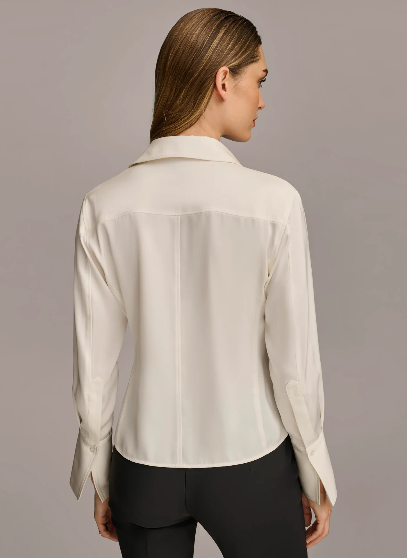 COLLARED BUTTON DOWN BLOUSE