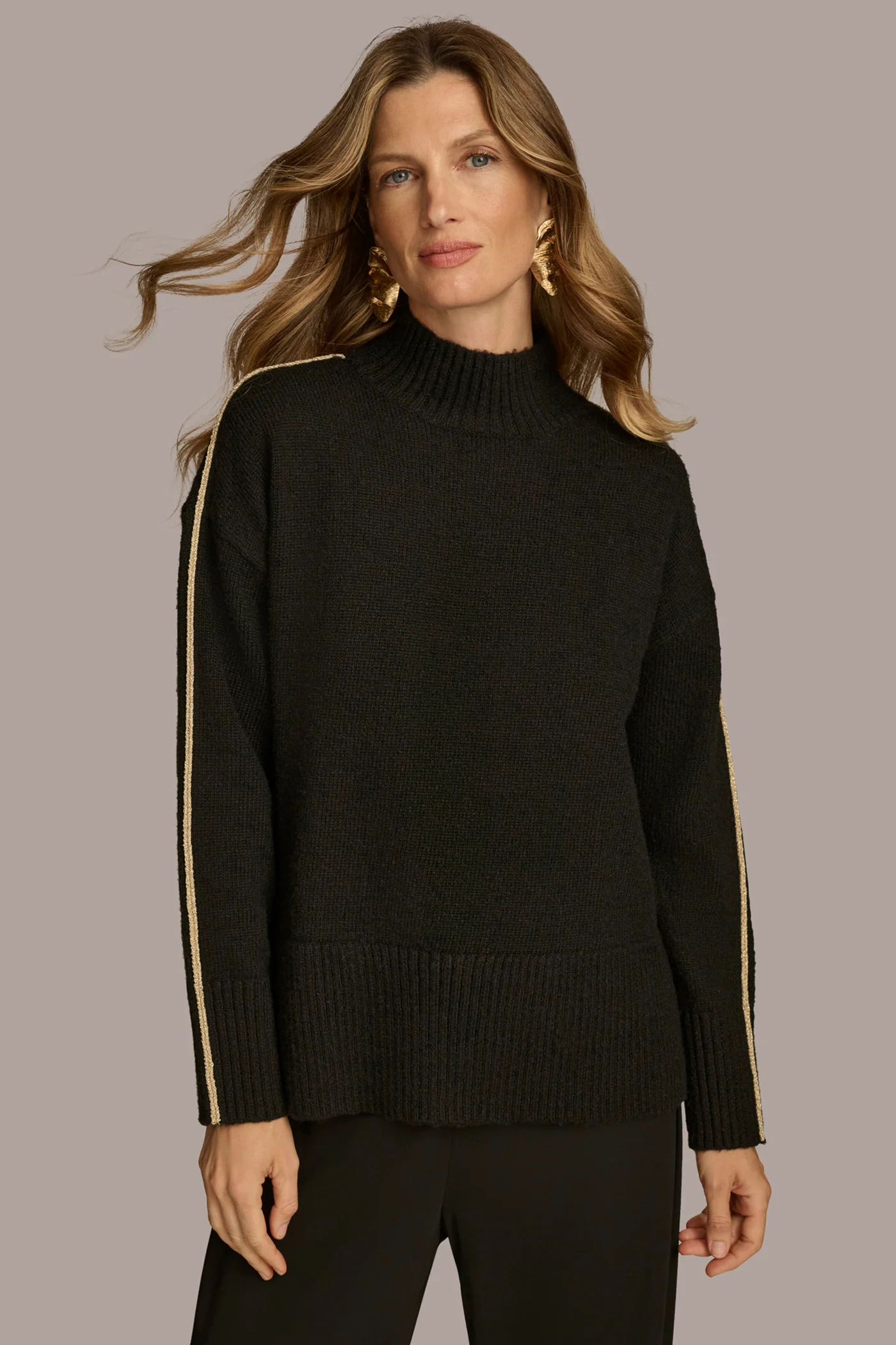 MOCK NECK SWEATER