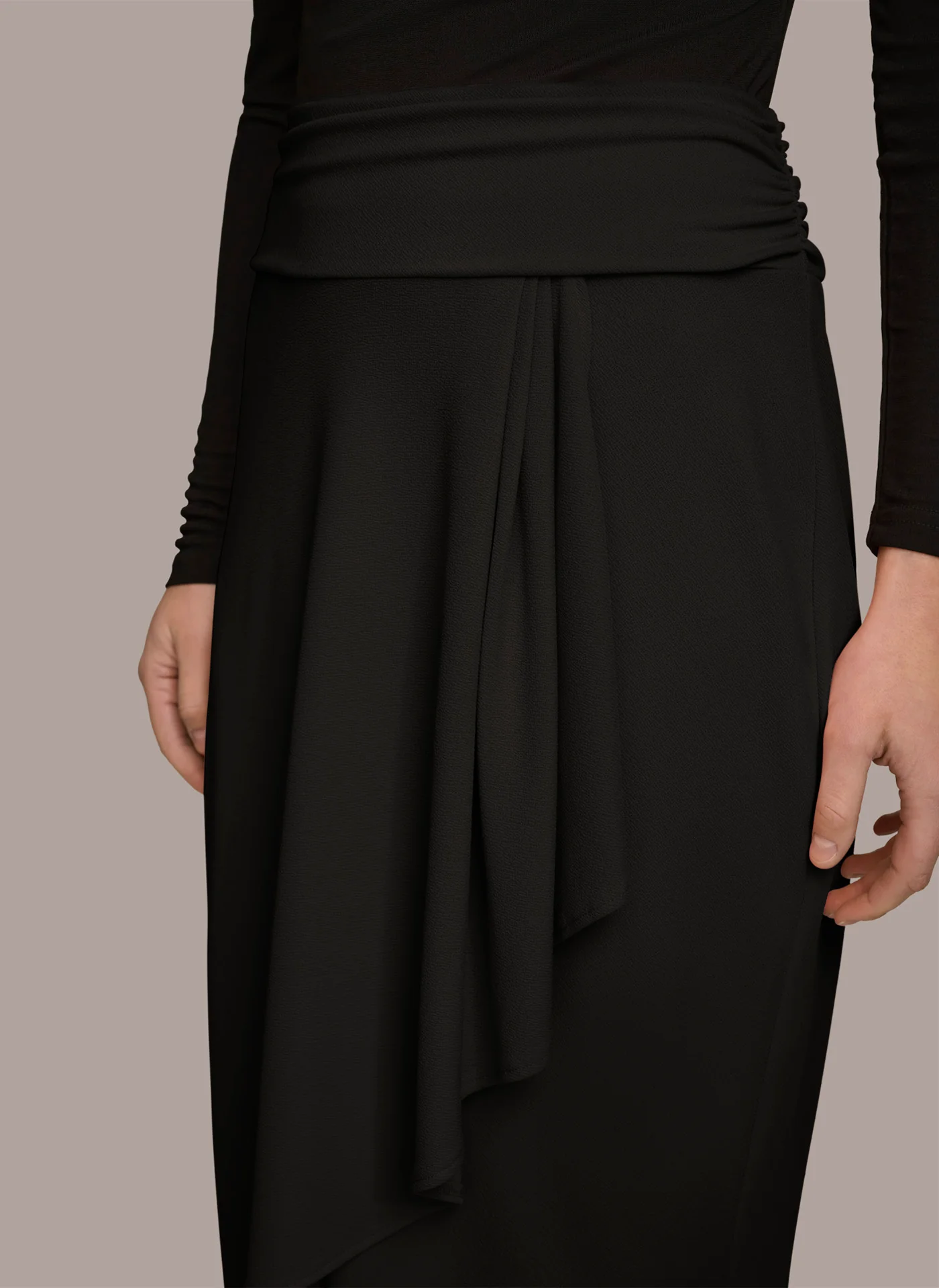RUCHED SKIRT