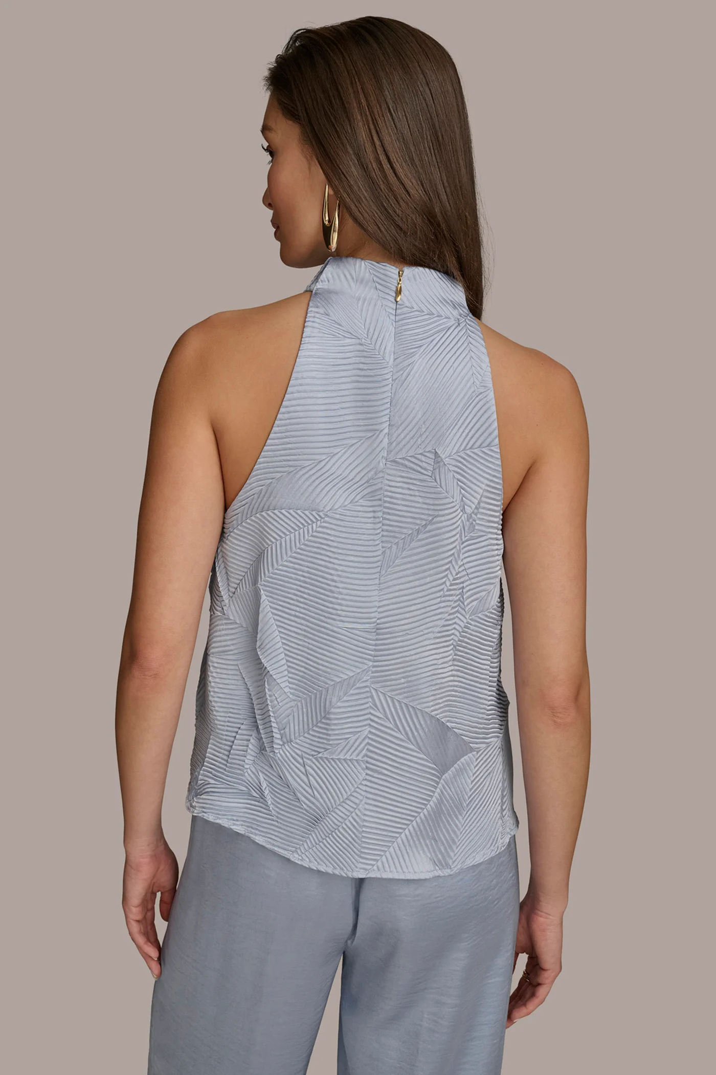 TEXTURED TOP WITH ANGLED HEM