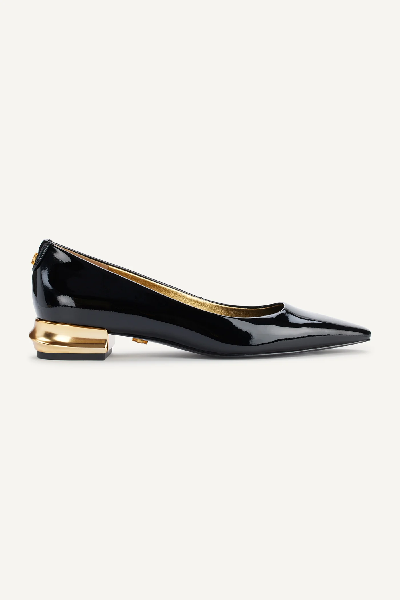 SAVITA POINTED FLAT