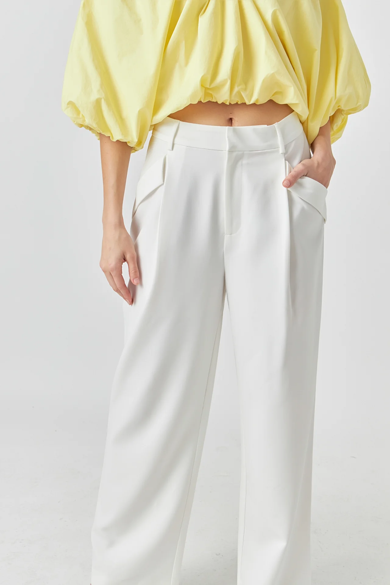 Low Rise Pocket Trousers