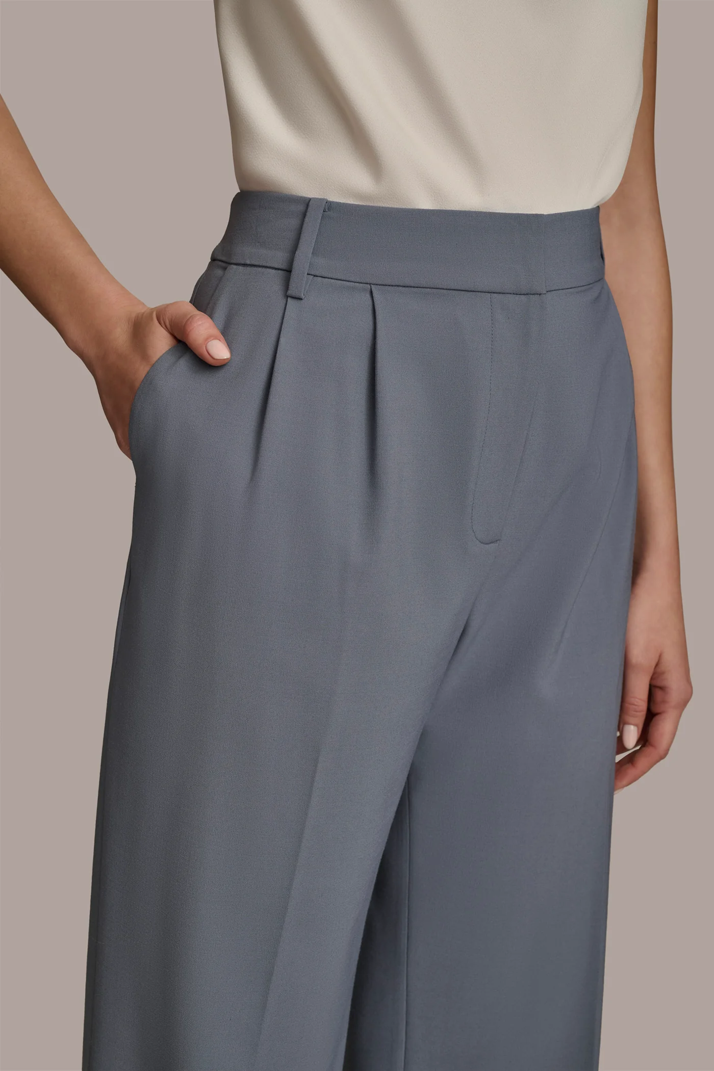 PLEATED WIDE LEG