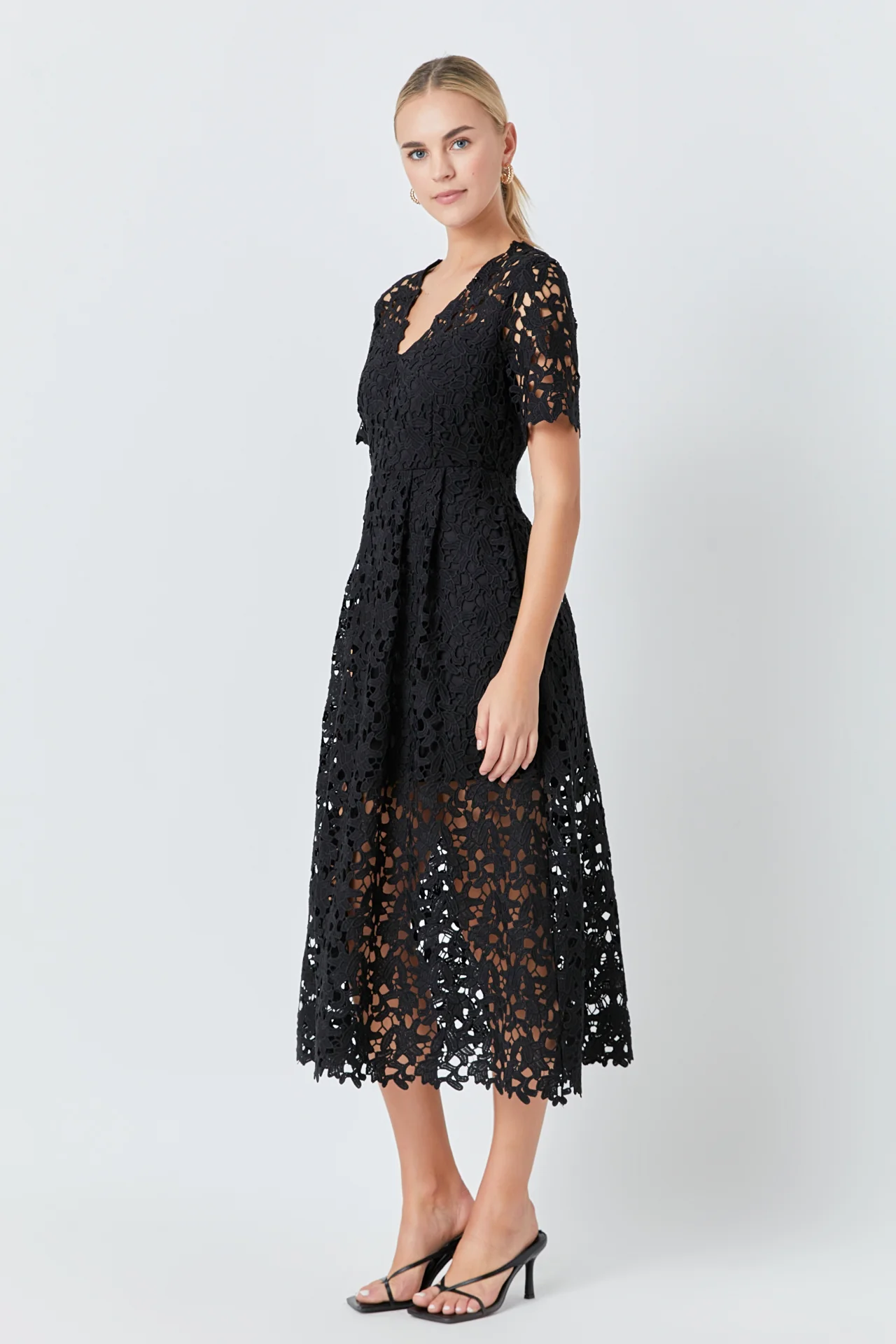 All Over Lace Short Sleeves Midi Dress
