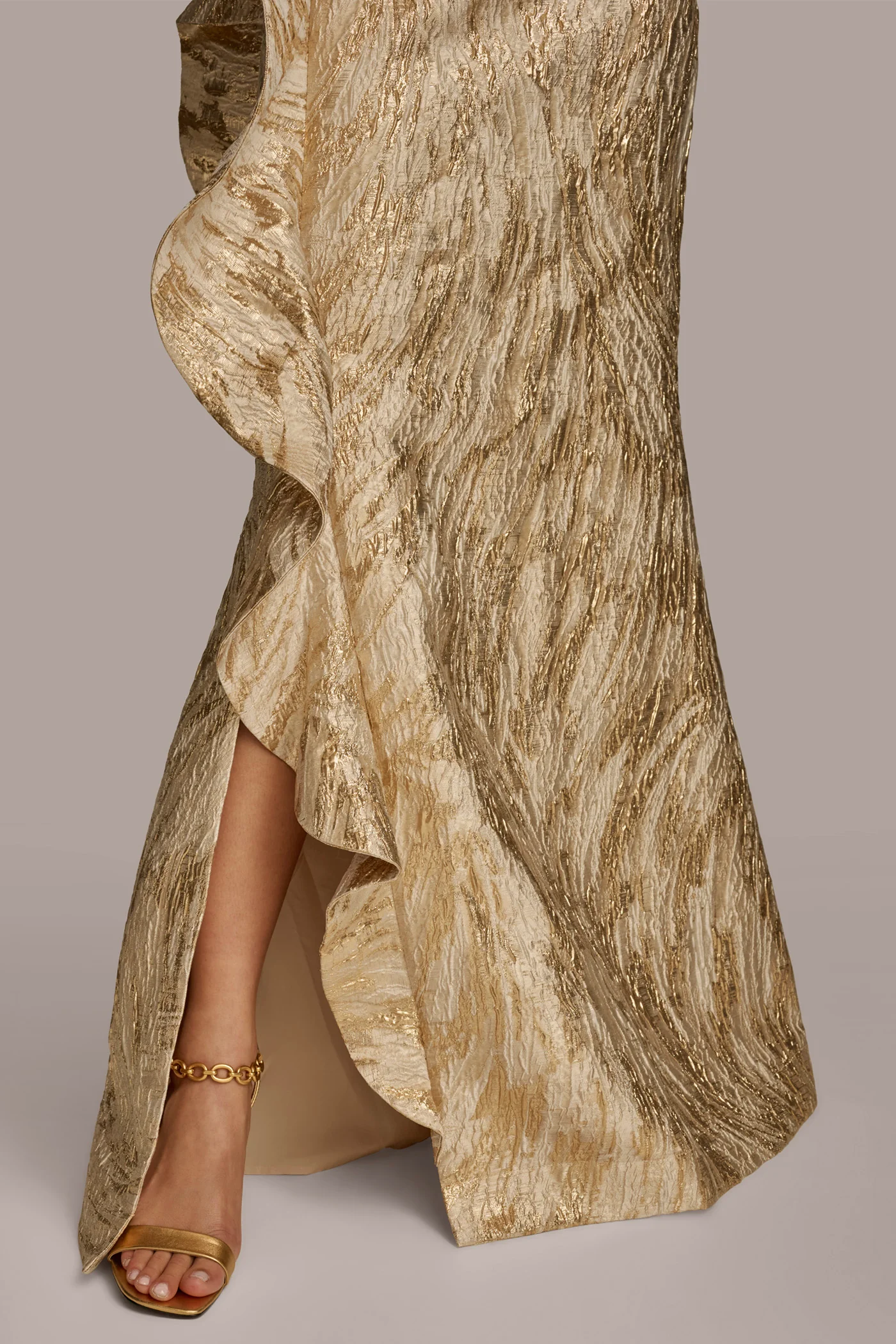 JACQUARD GOWN WITH SIDE RUFFLE