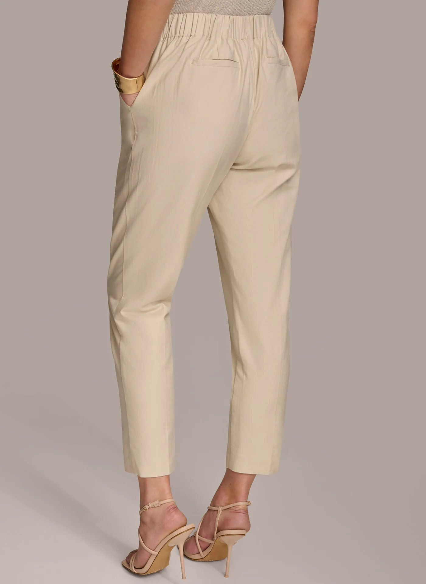 PULL ON TROUSER WITH PLEATS