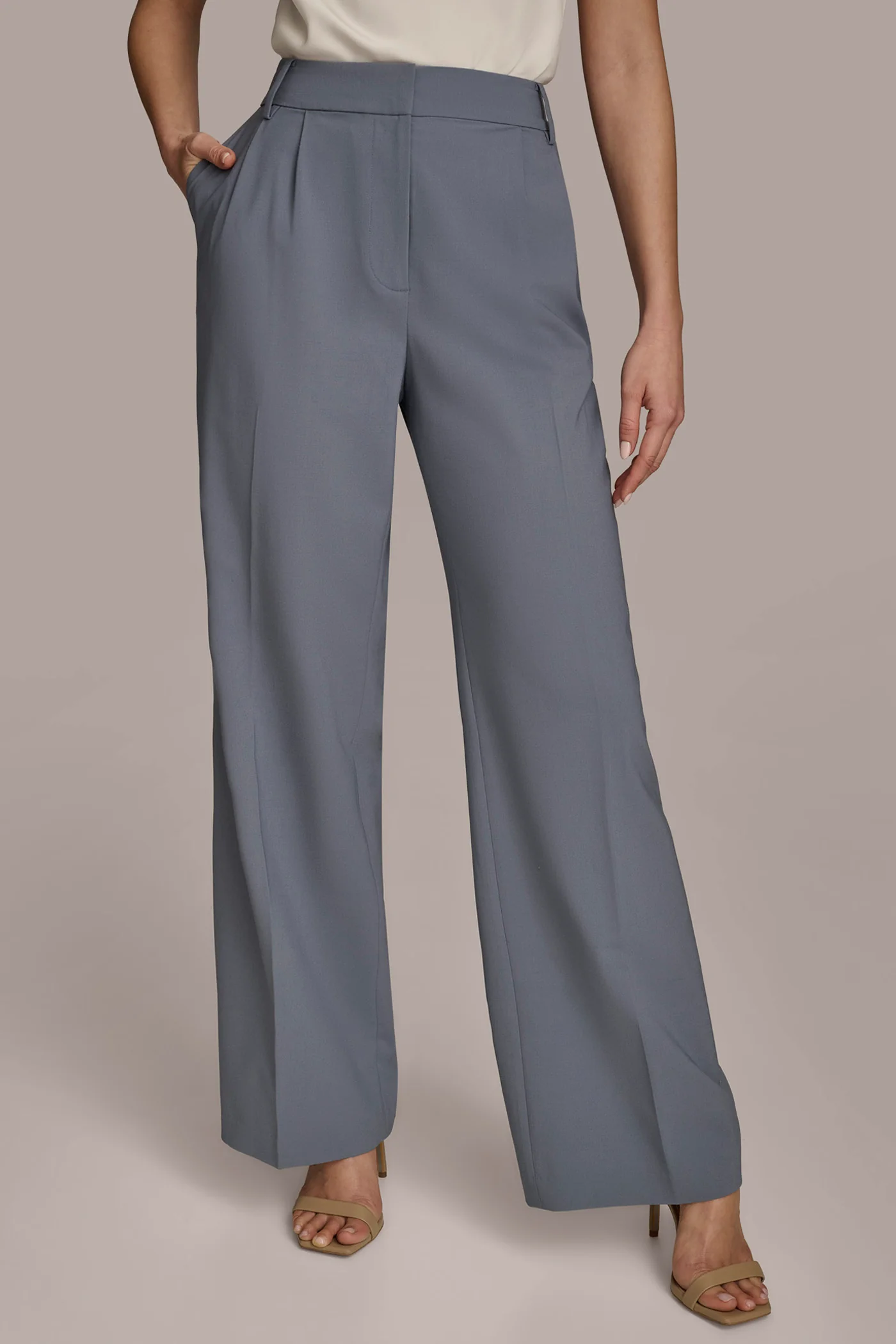 PLEATED WIDE LEG