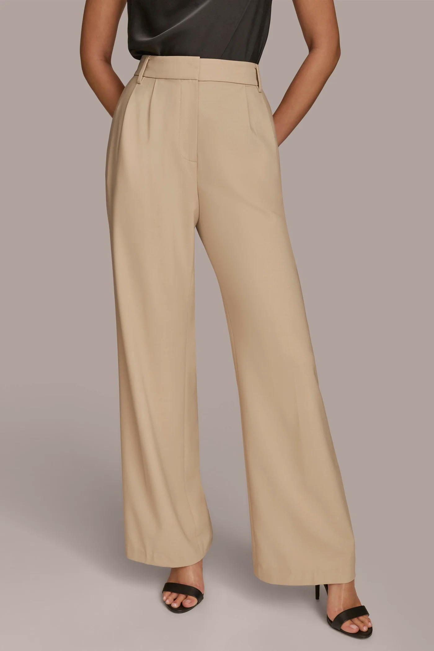 WIDE PANT WITH PLEATS
