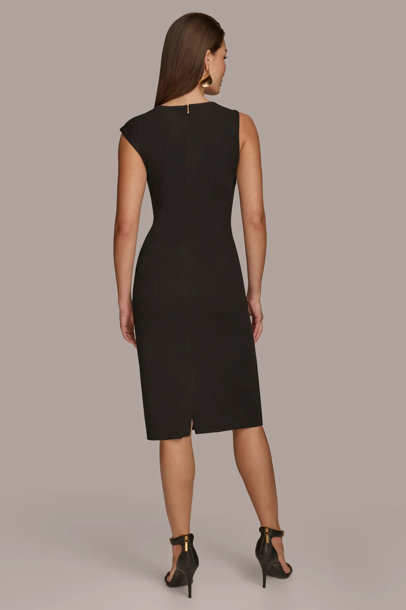 PLEATED SHOULDER DRESS WITH CHAIN BELT