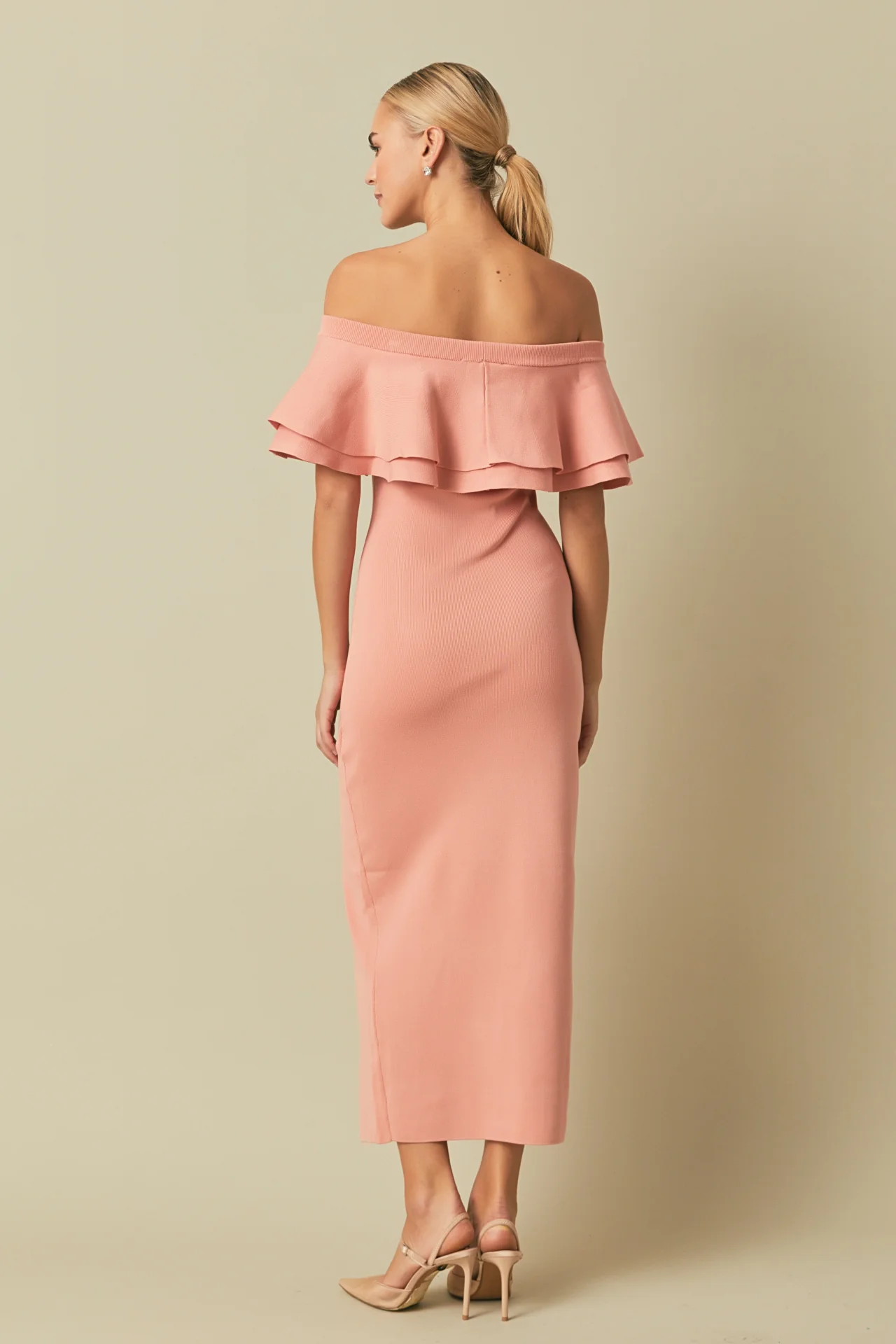 Off the Shoulder Ruffle Maxi Dress