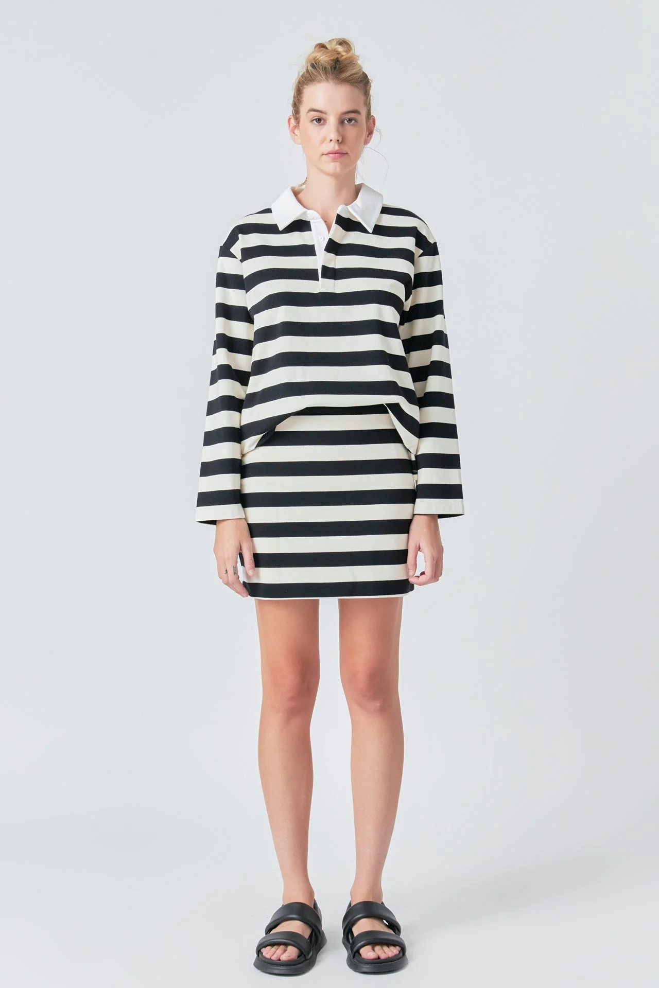 Stripe Collar Sweatshirt