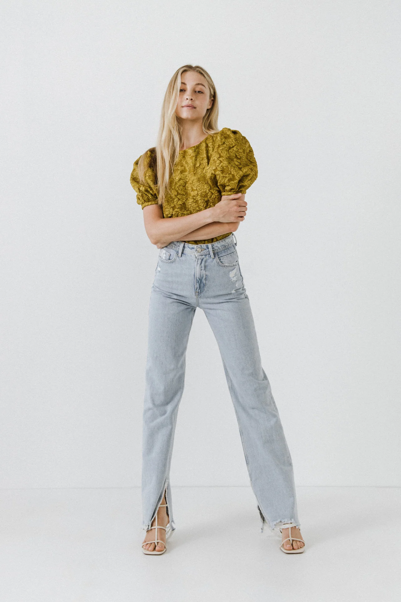 Floral Jacquard Puff Sleeve Top