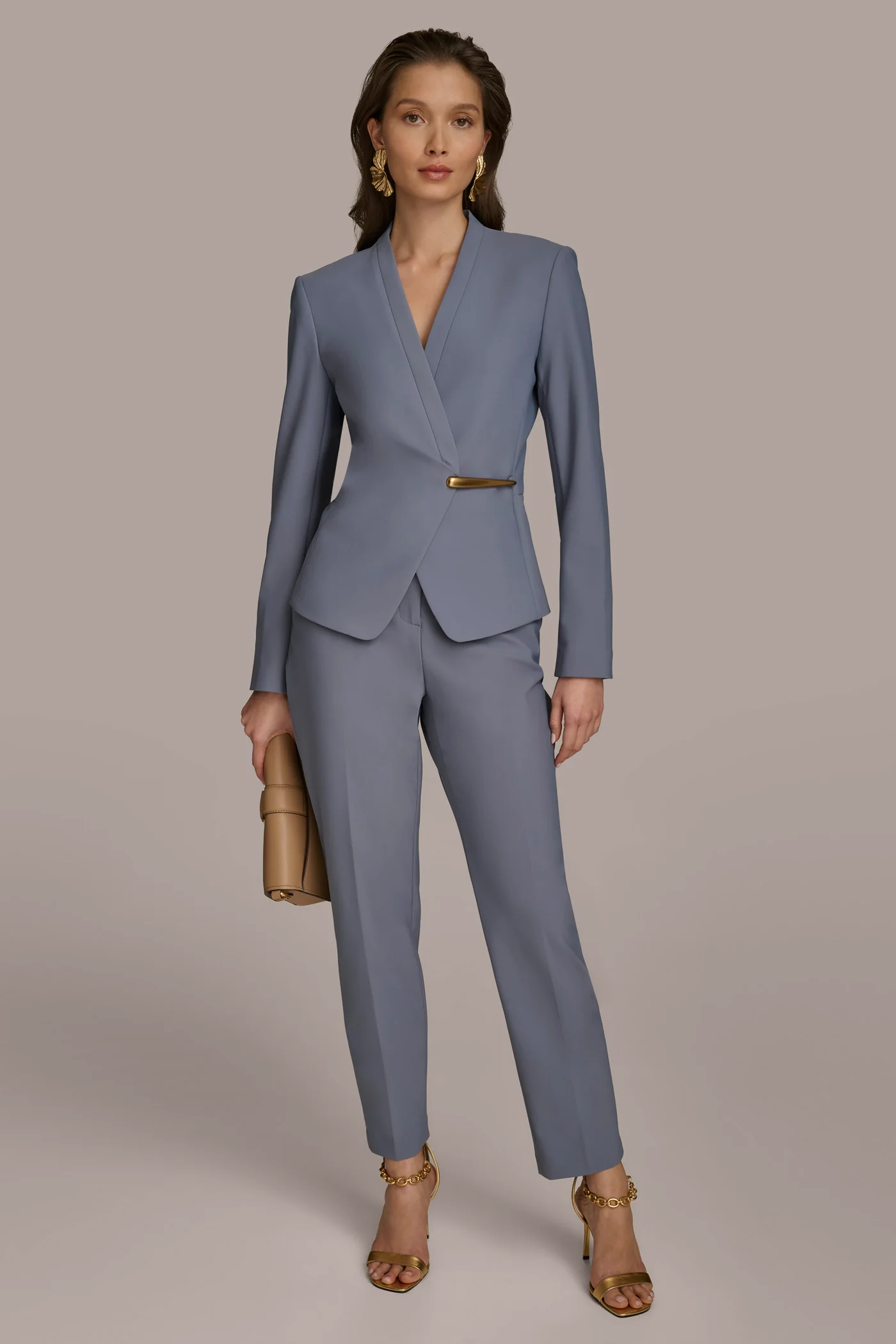 WRAP JACKET WITH BAR CLOSURE