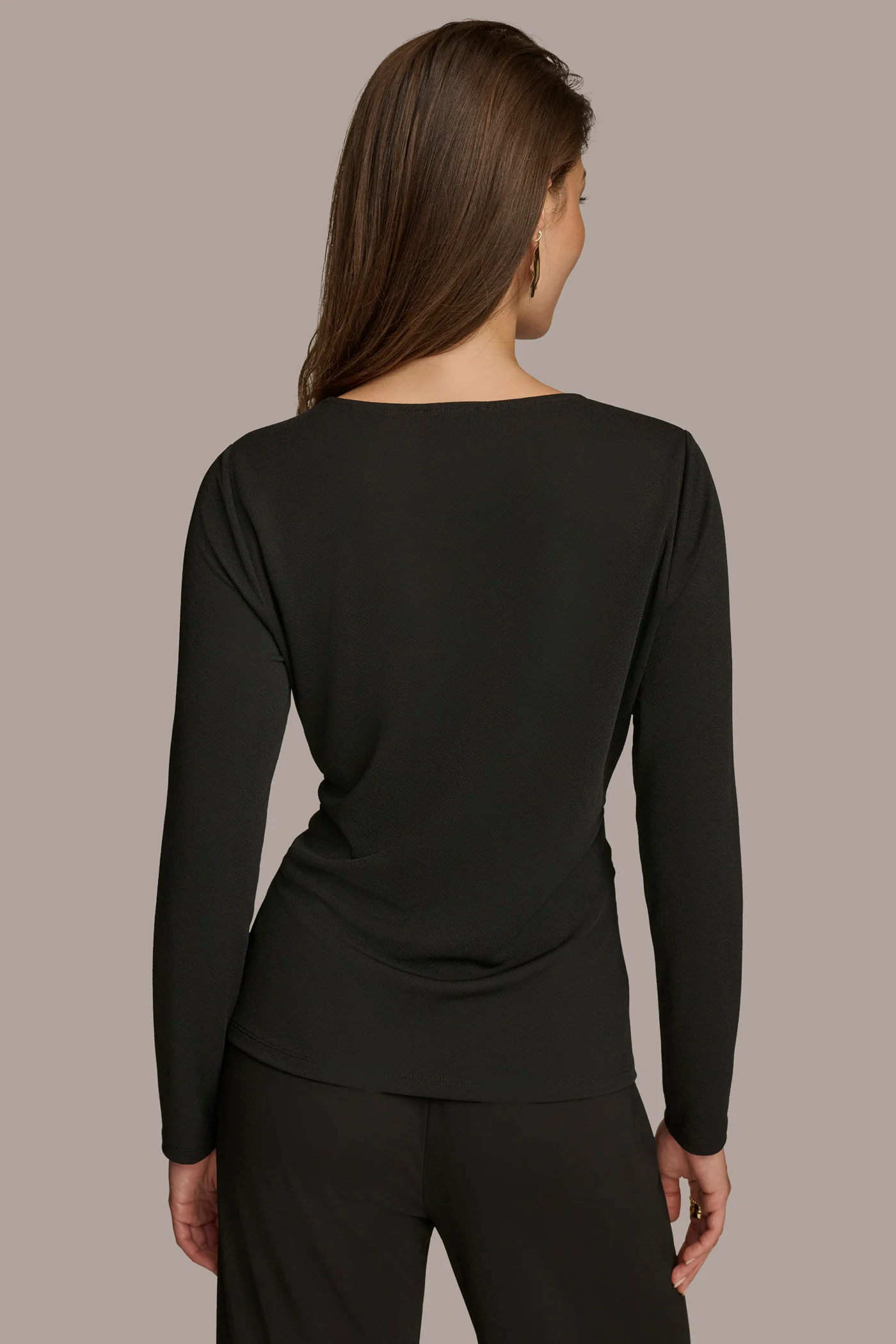LONG SLEEVE TOP WITH BRUSHED HARDWARE DETAIL
