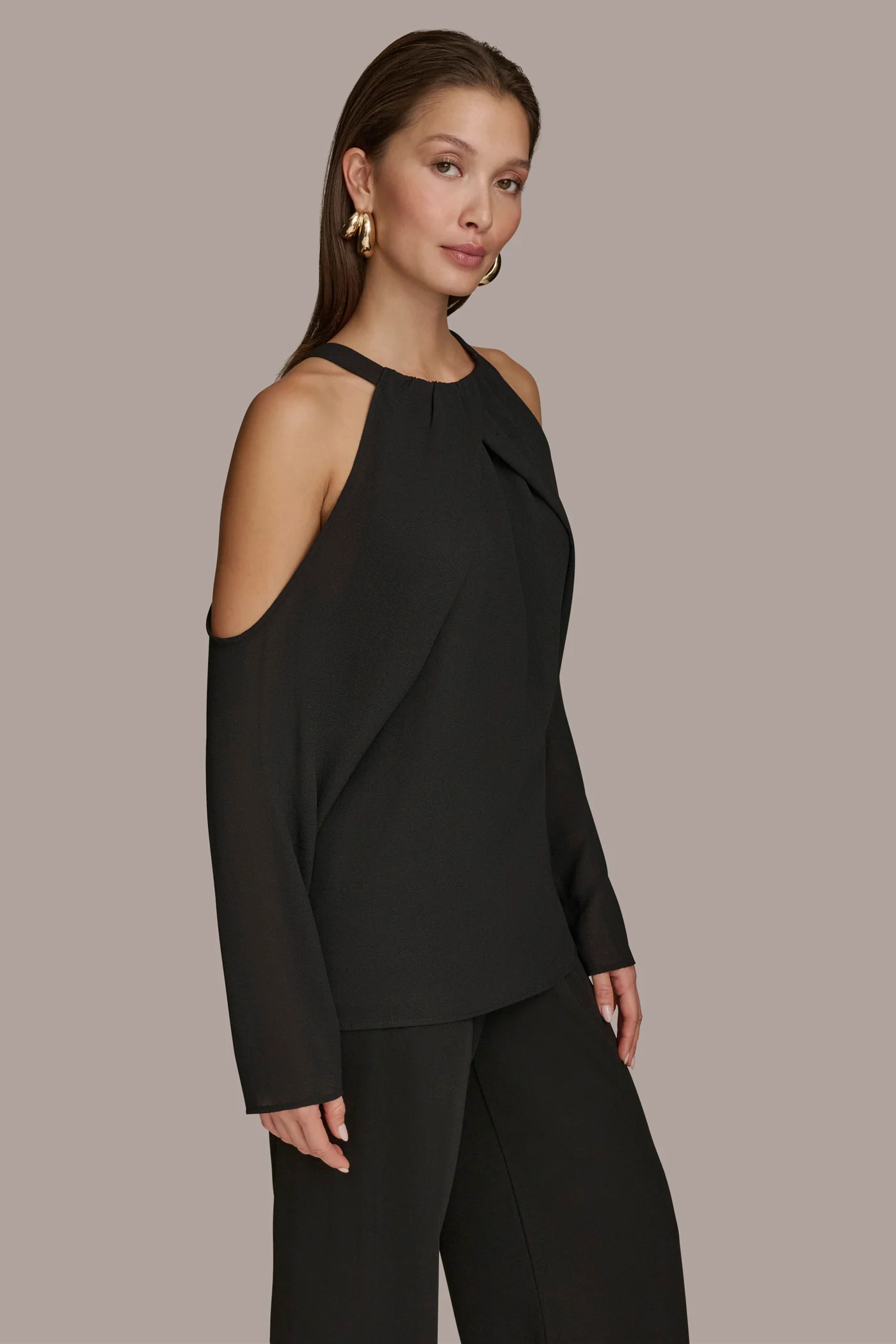 COLD SHOULDER TOP