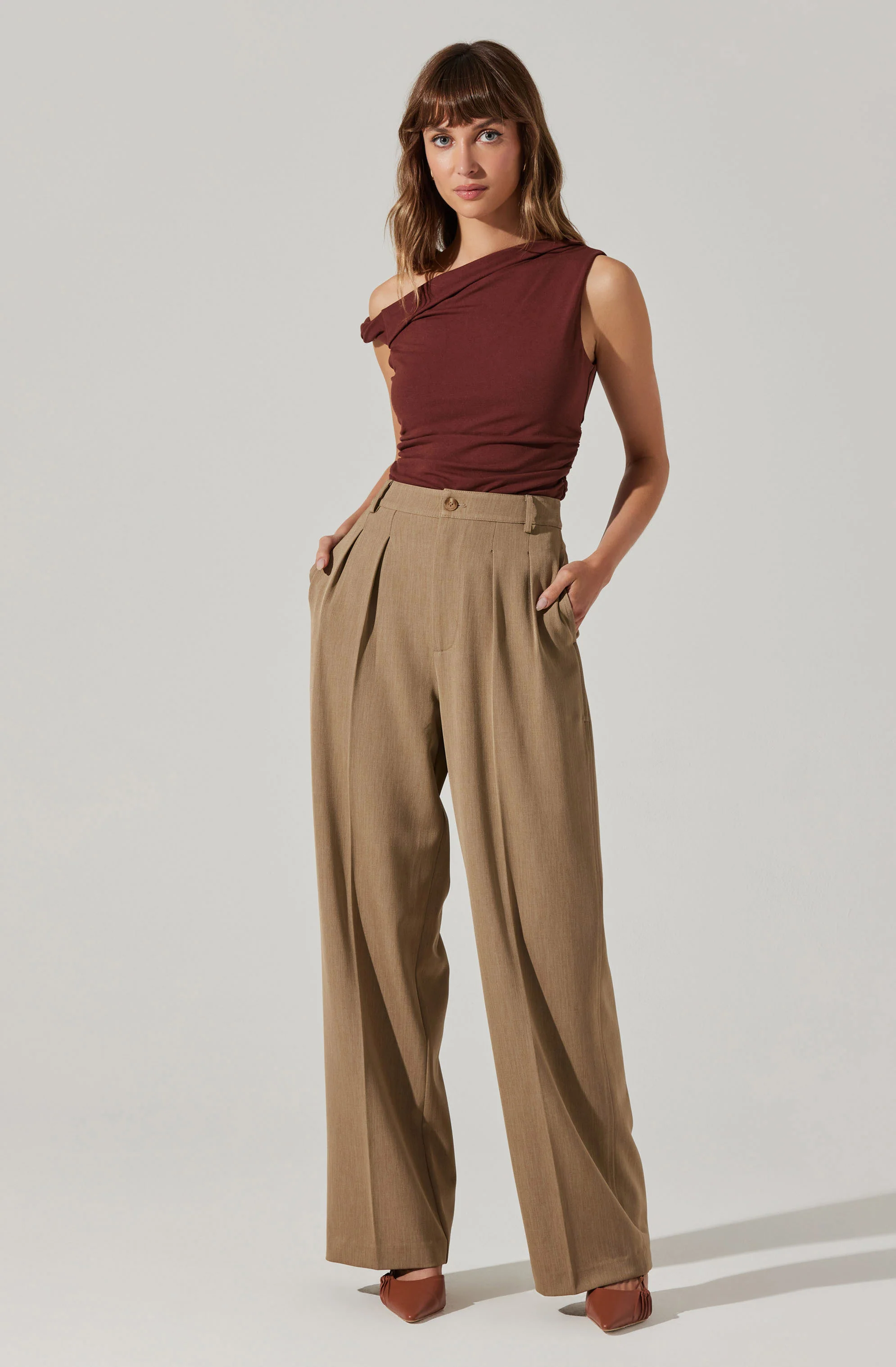 Zivon Asymmetrical Sleeveless Top