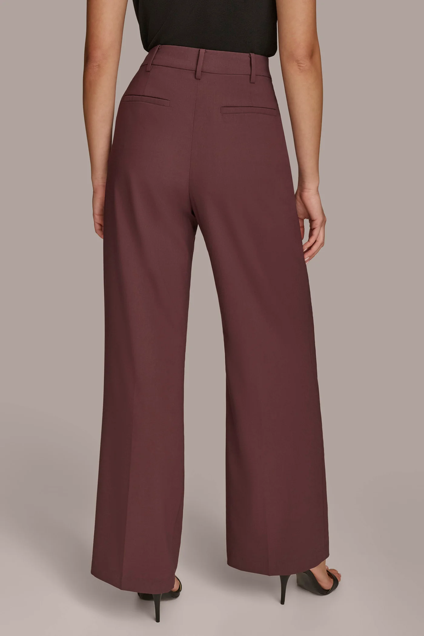 WIDE PANT WITH PLEATS