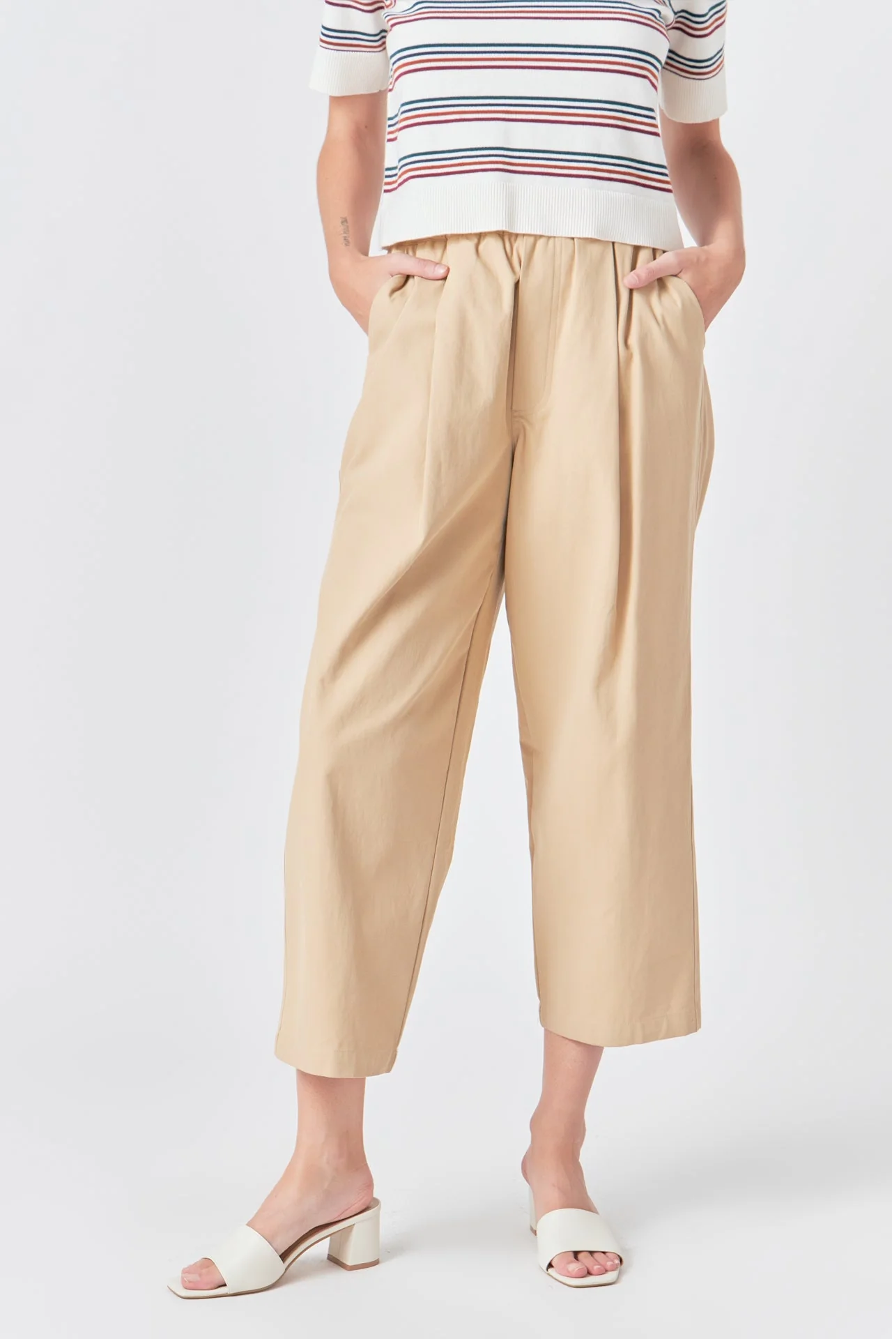 Wide Fit Cropped Pants