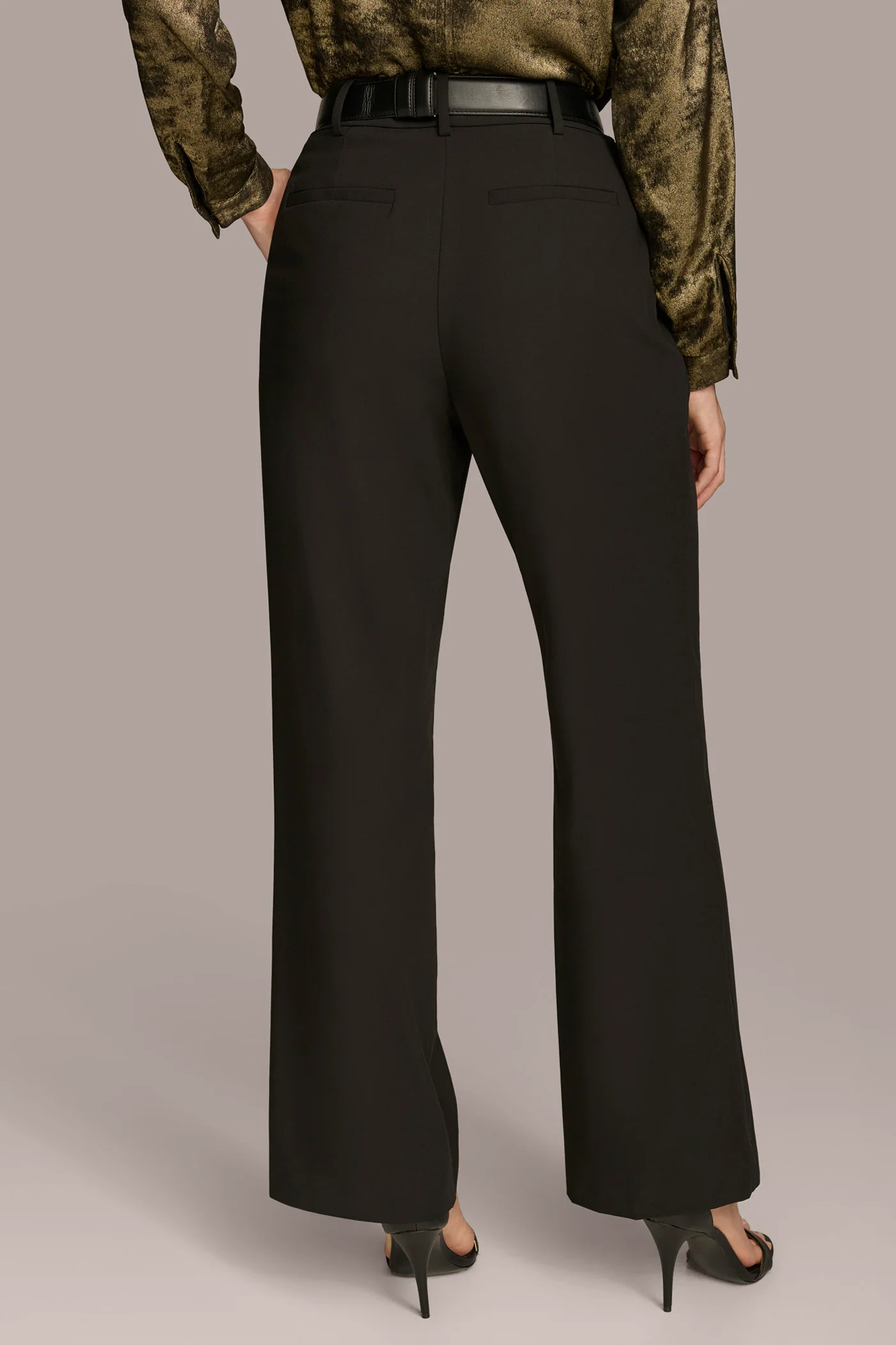 WIDE LEG TROUSER WITH CHAIN BELT