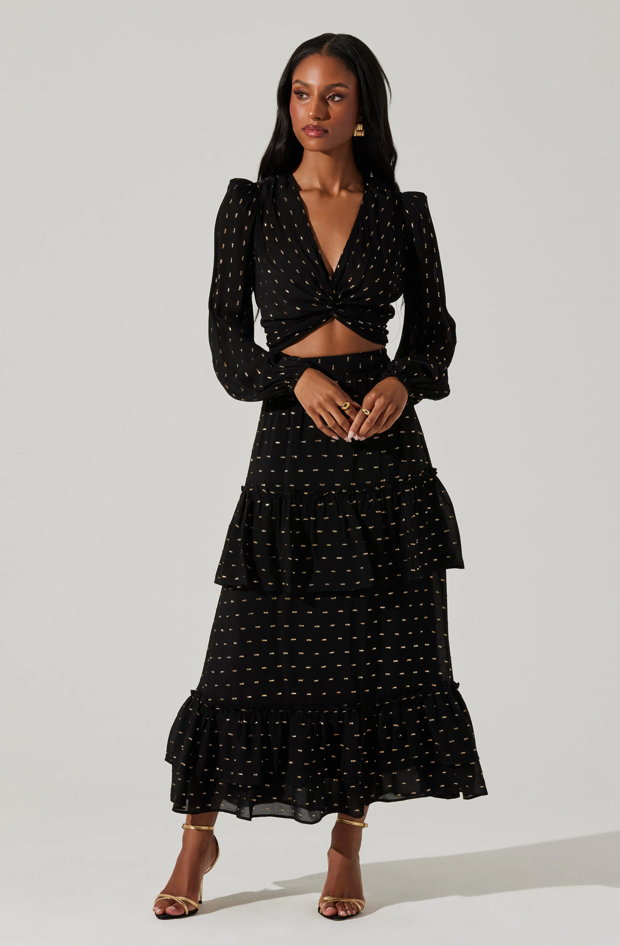 Nix Twist Front Crop Top