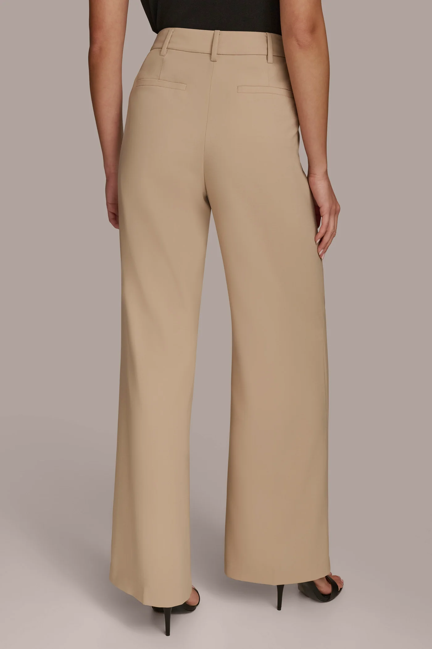 WIDE PANT WITH PLEATS