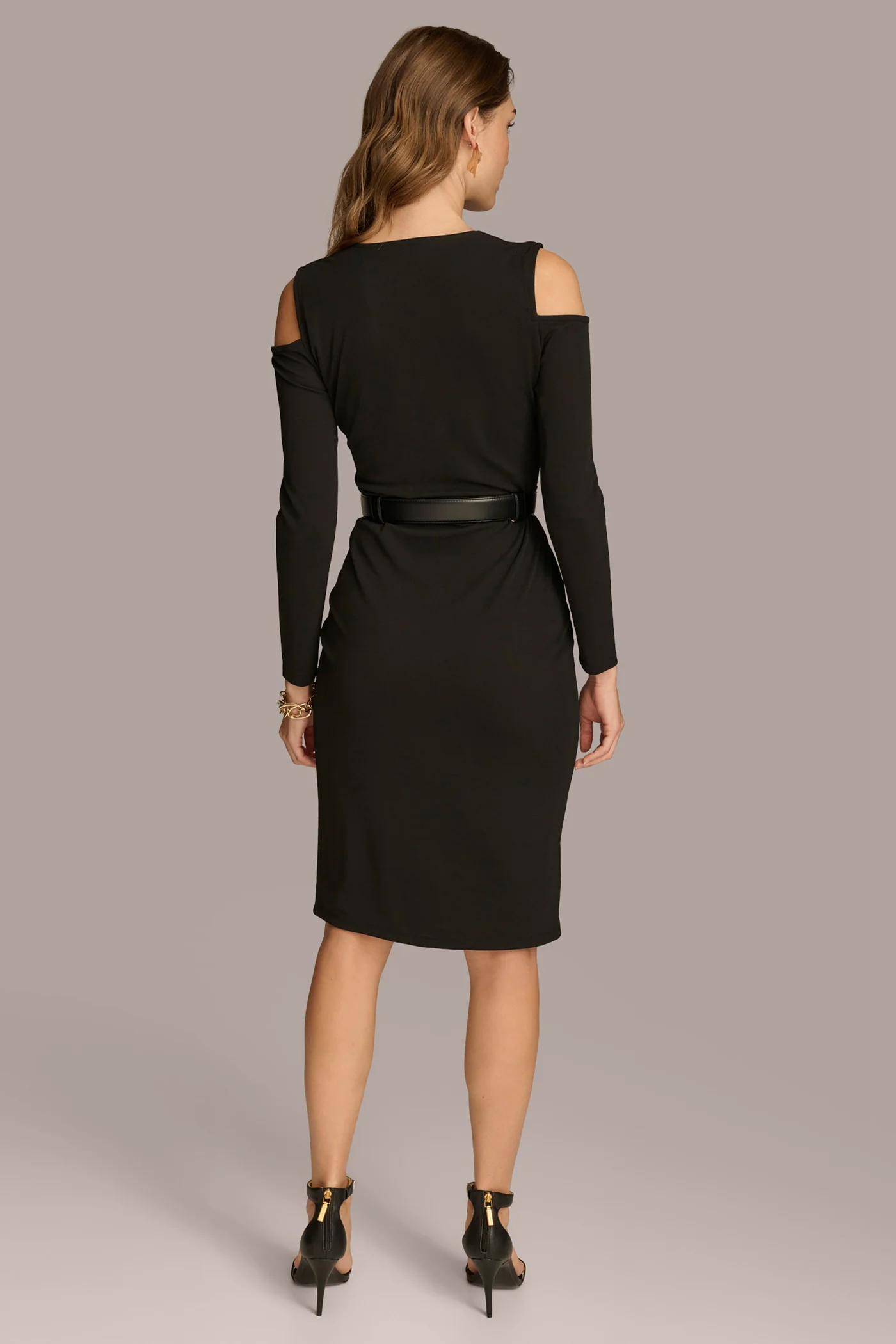 COLD SHOULDER DRESS WITH CHAIN BELT