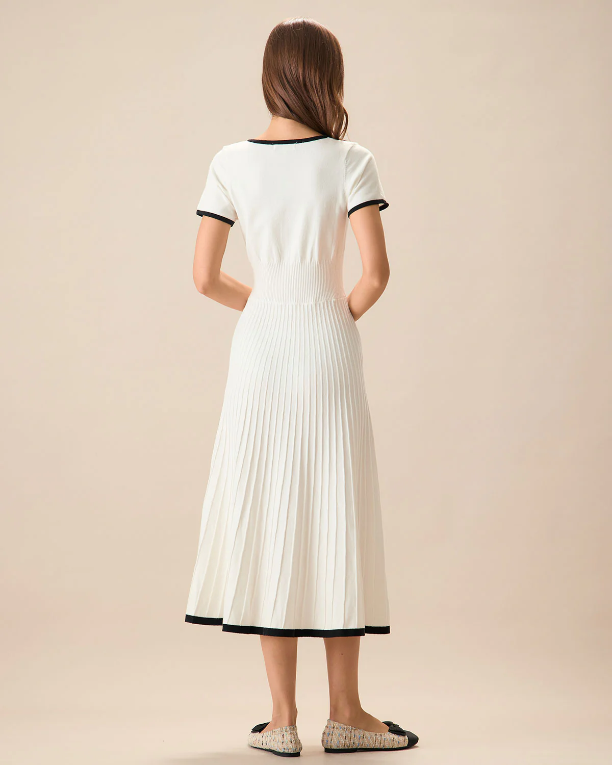 Women's White Contrasting Sweater Midi Dress