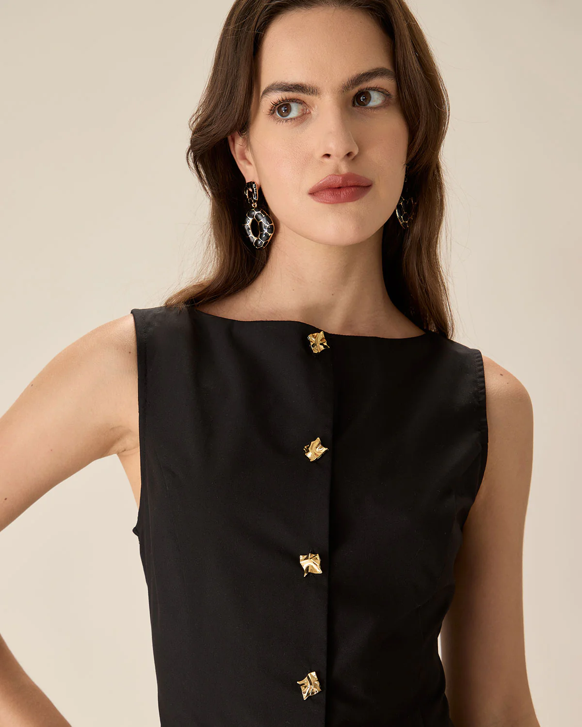 Black Boat Neck Pleated Mini Dress