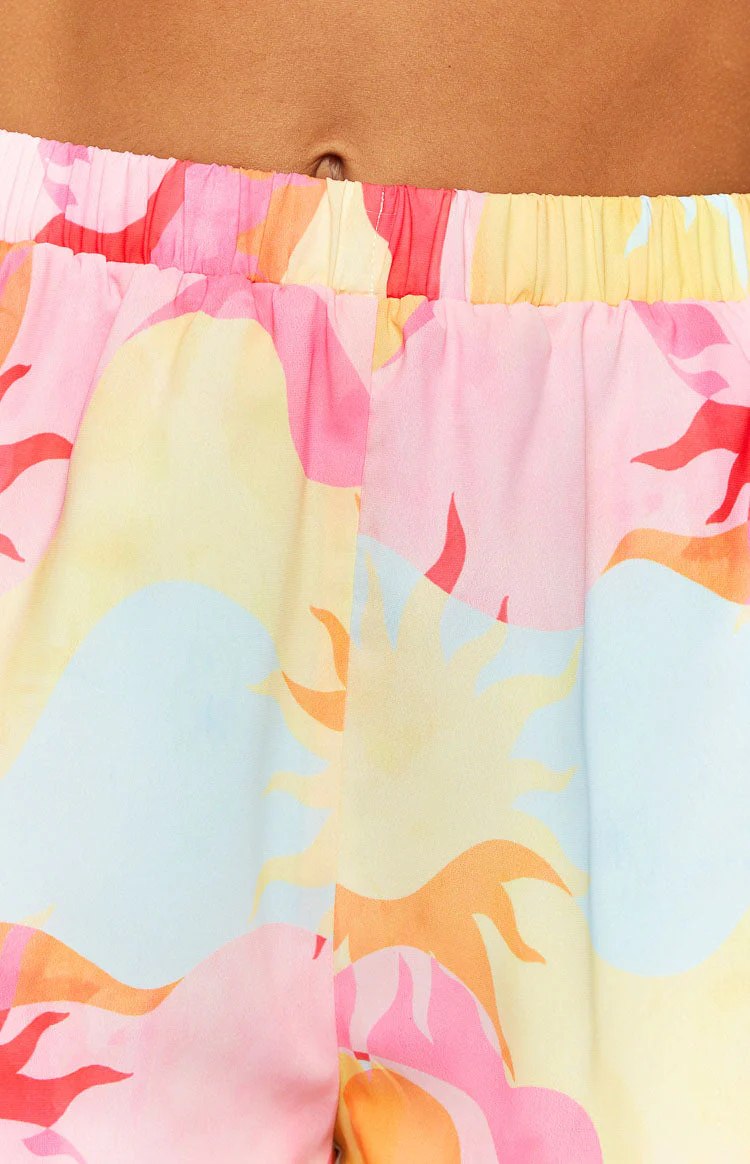 Rays Pink Sun Print Shorts