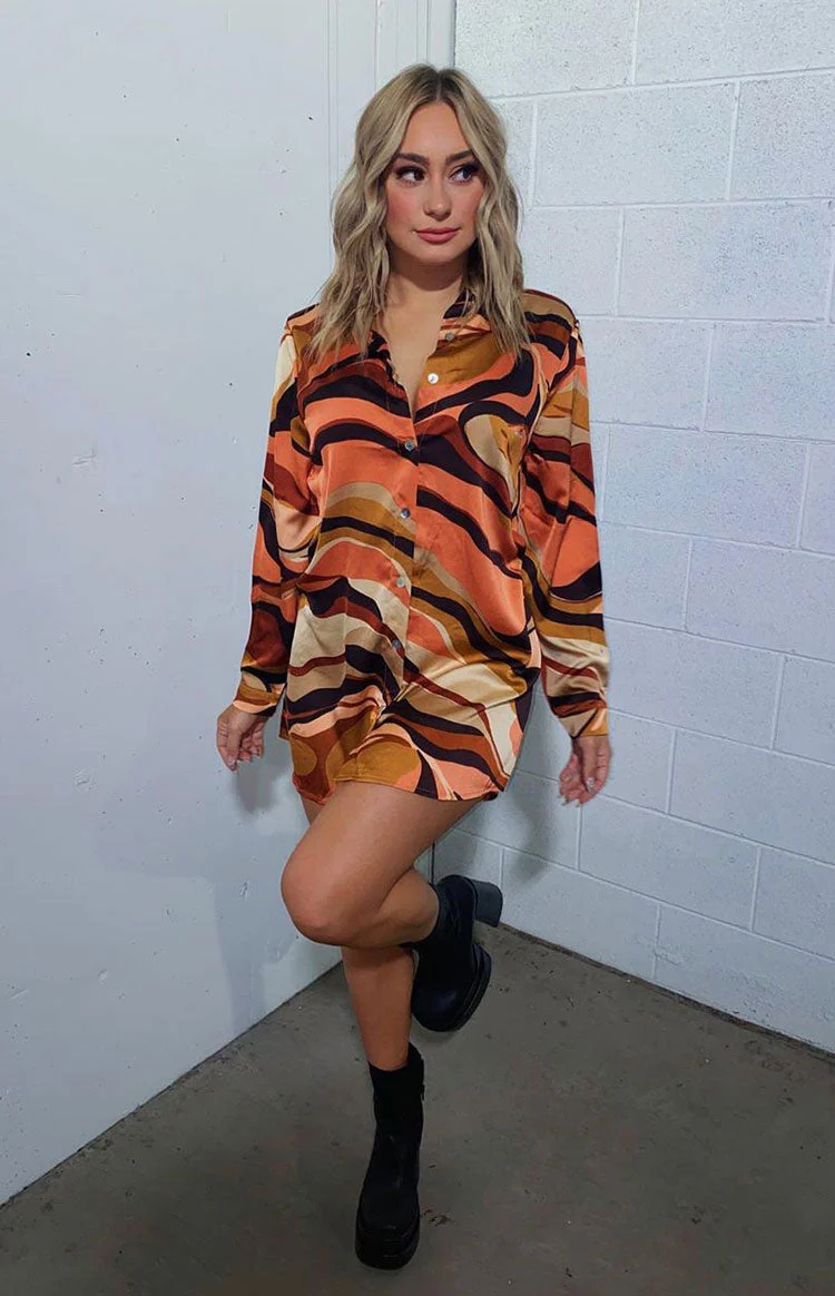 The Wavy Long Sleeve Shirt Dress Pink