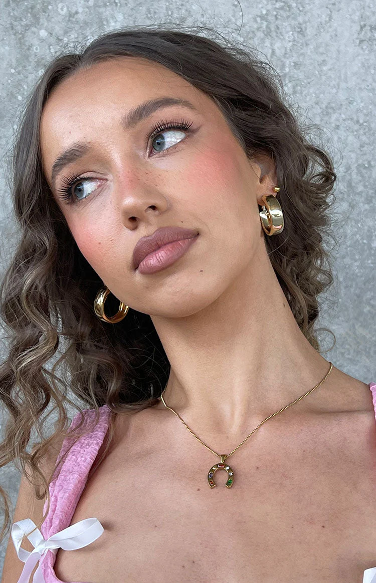 Georgia Gold U-Shaped Horseshoe Pendant Necklace