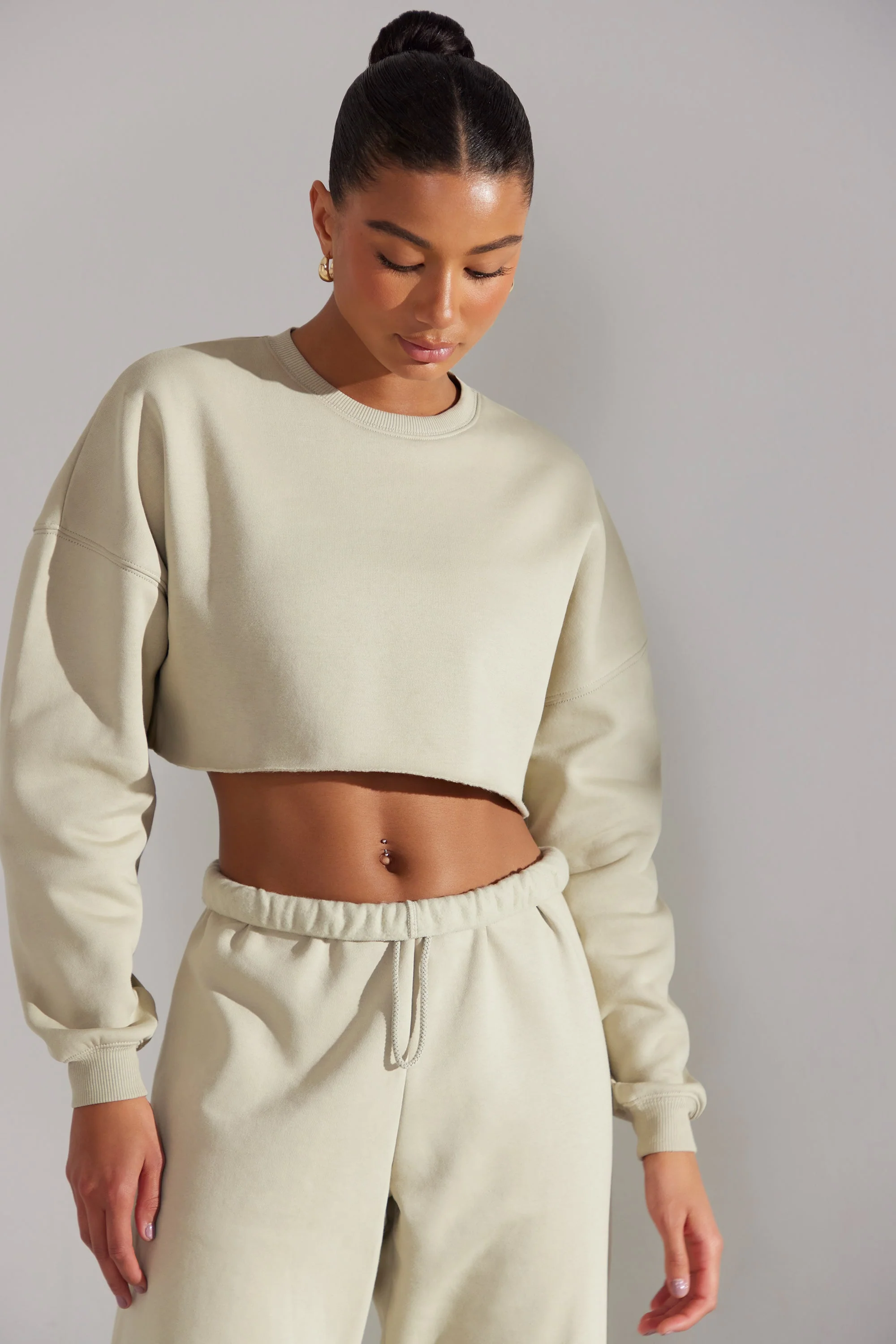 Cropped Oversized Sweatshirt in Limestone