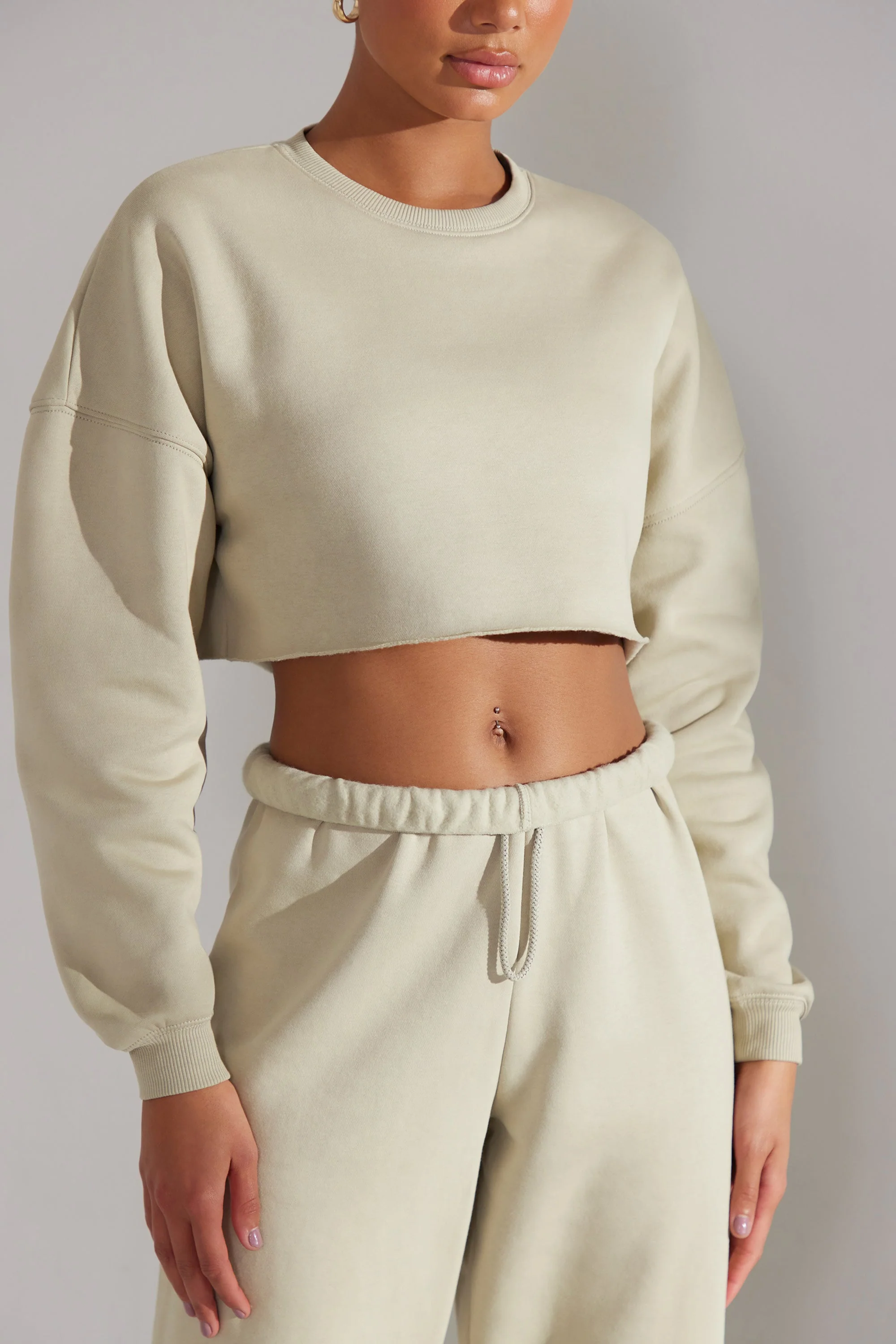 Cropped Oversized Sweatshirt in Limestone