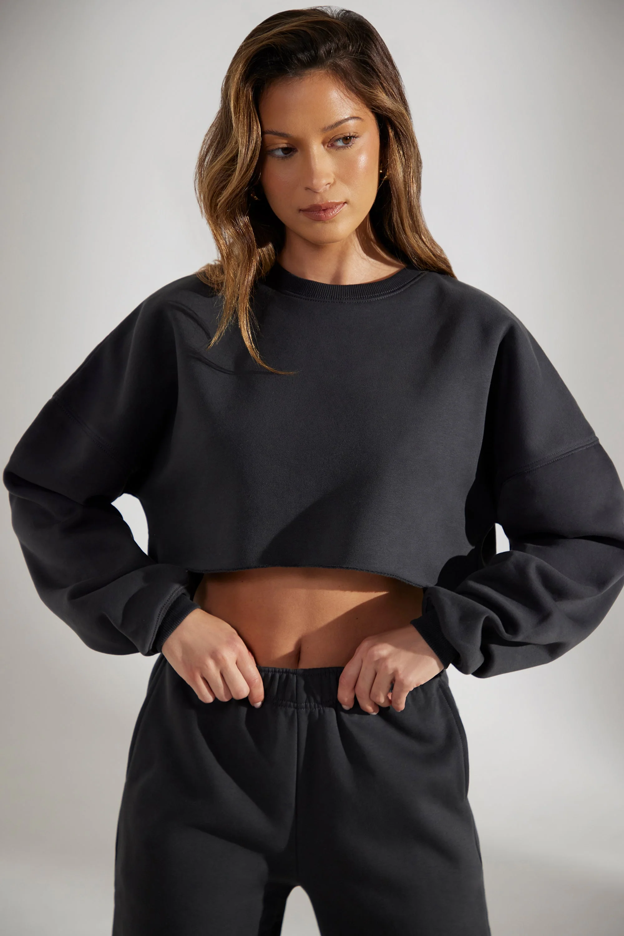 Cropped Oversized Sweatshirt in Washed Black