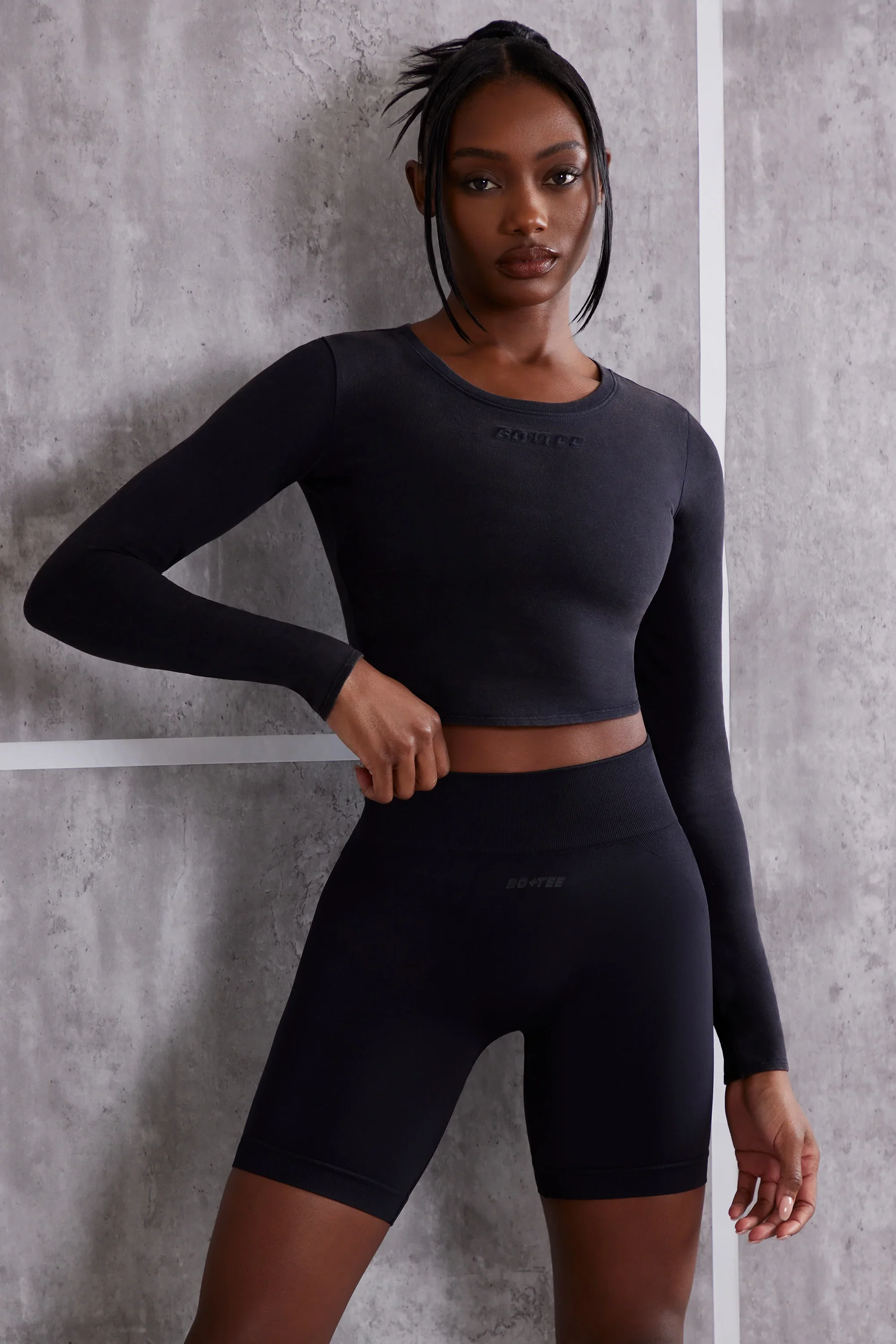 Long Sleeve T-Shirt in Jet Black