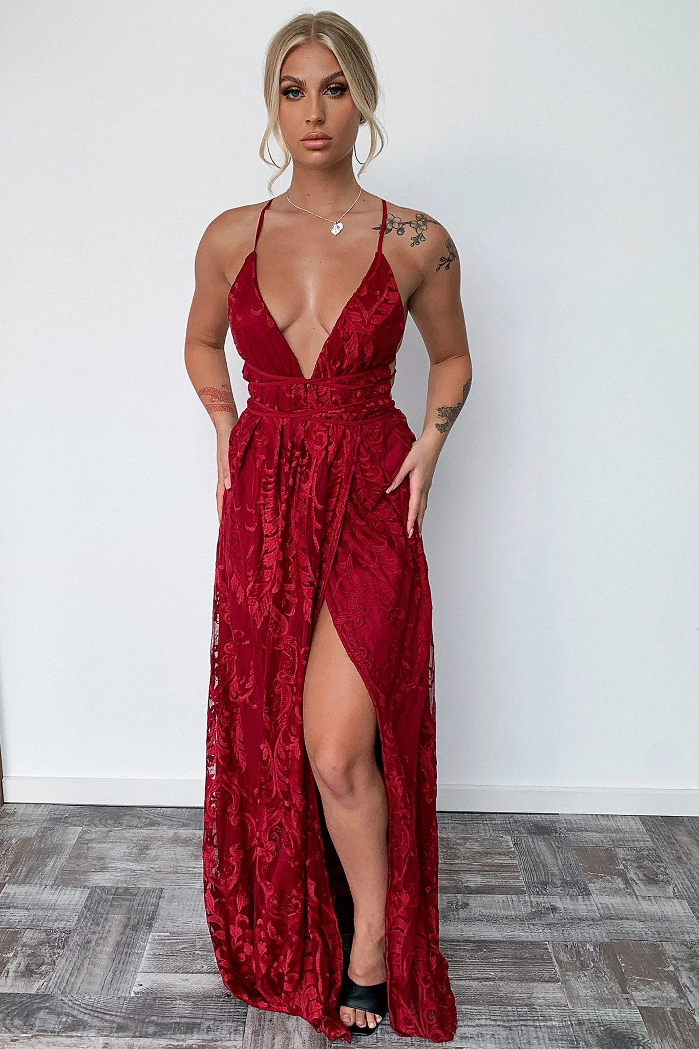 Scarlett Halter Maxi Dress - Burgundy