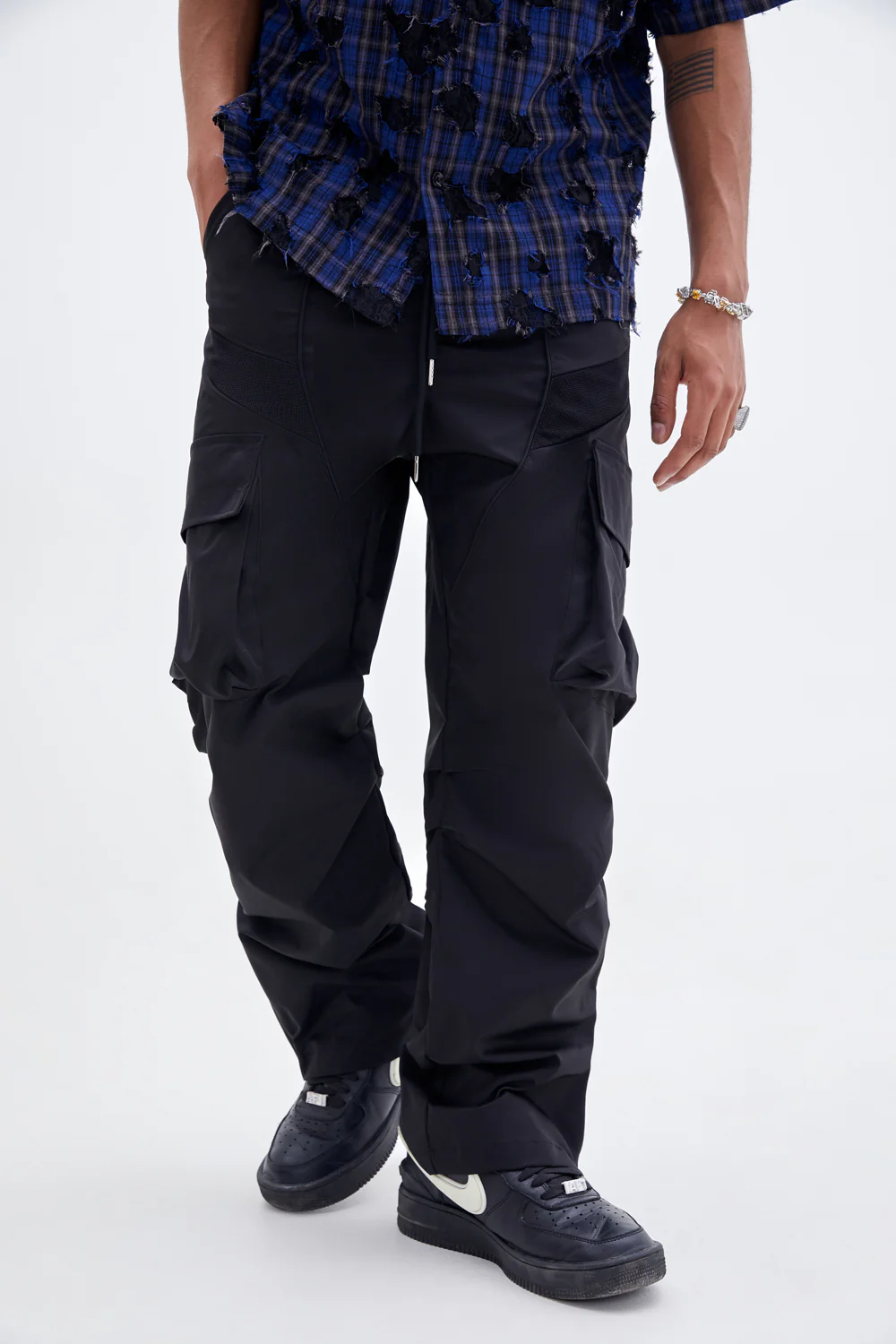 Low Pockes Pants