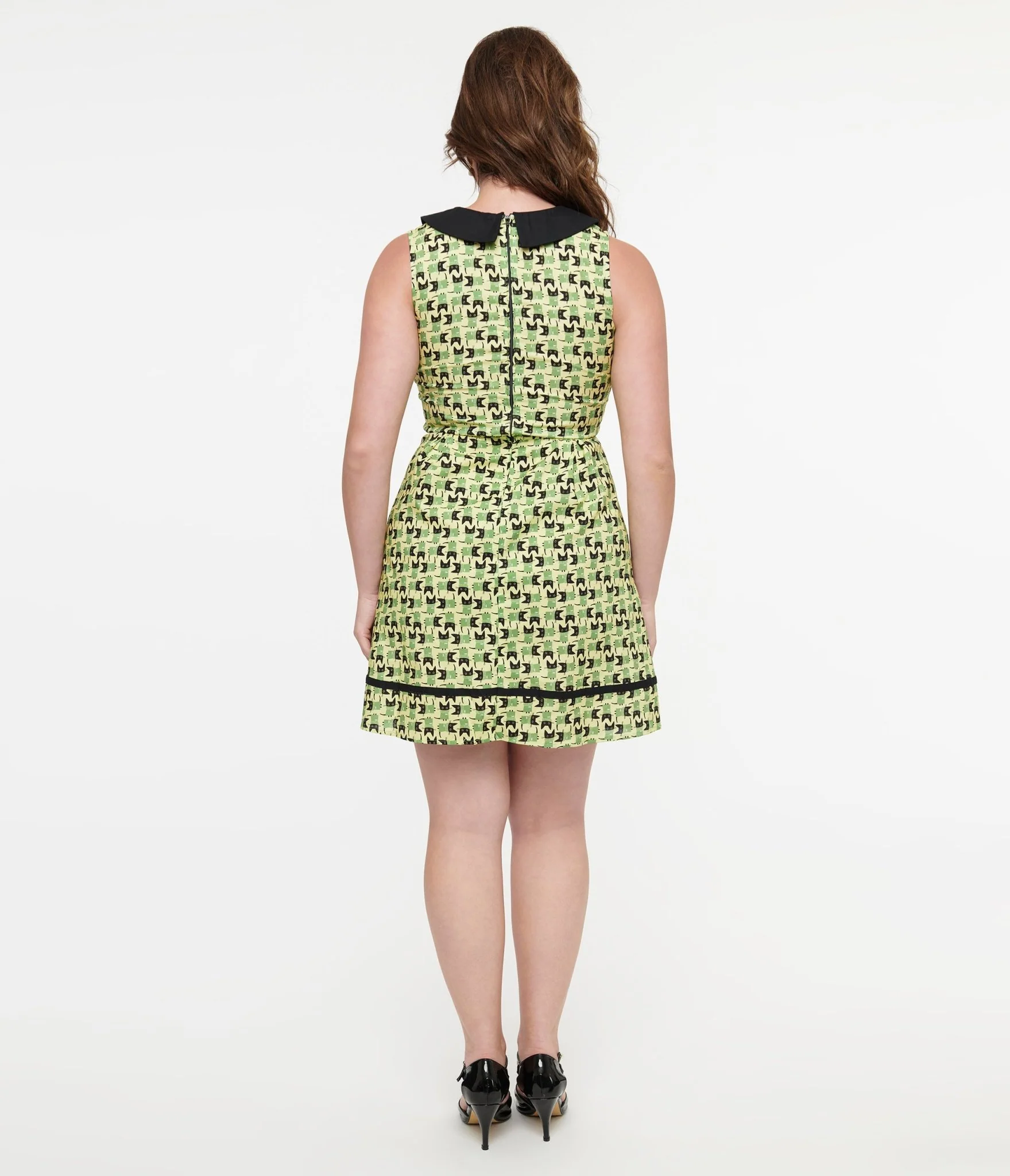 Retrolicious 1950s Green & Black Mod Cat Print Cotton Fit & Flare Dress
