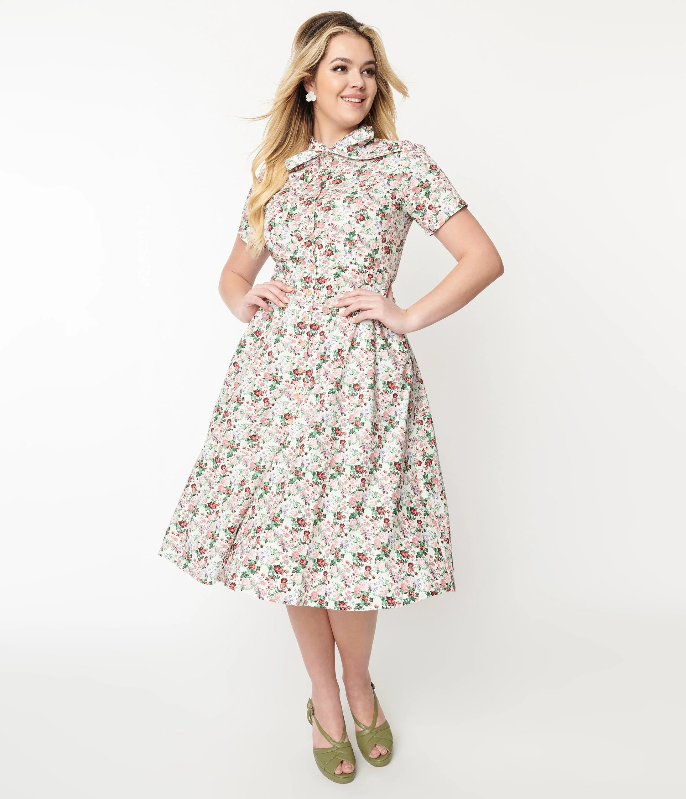 1940s Pink Floral Button Front Swing Dress