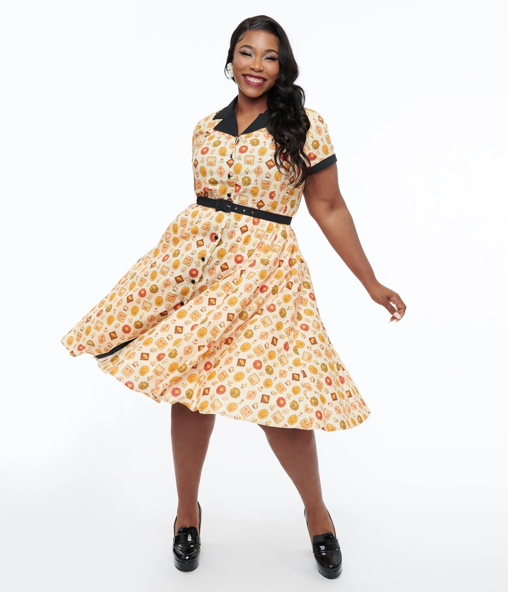 Unique Vintage Plus Size 1950s Cream Market Print Alexis Swing Dress