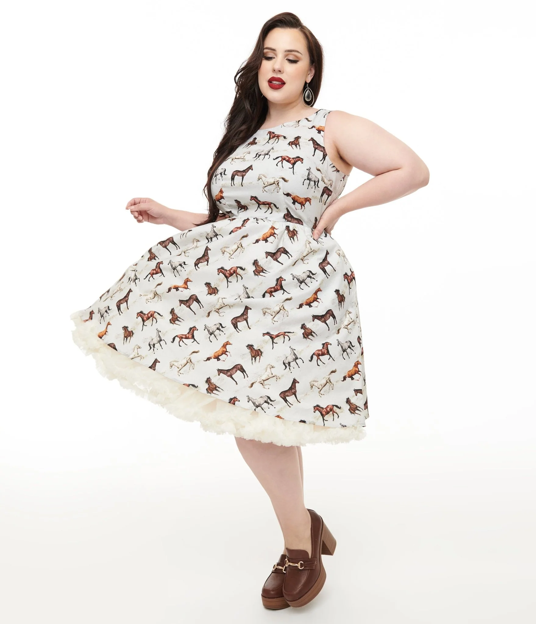 Retrolicious Plus Size 1950s White & Brown Horse Print Cotton Swing Dress