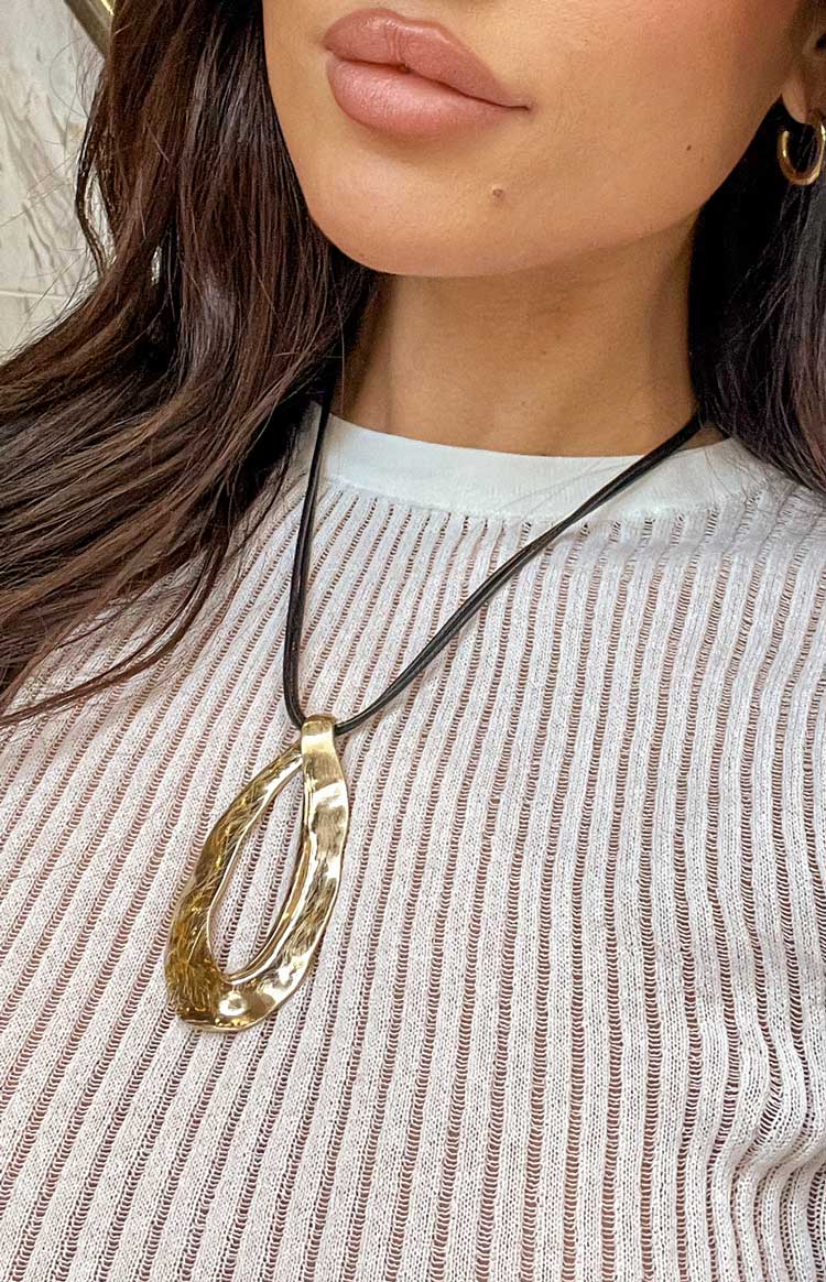 Jasmyn Gold Pendant Necklace