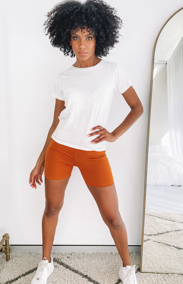 Wellness Shorts Tan