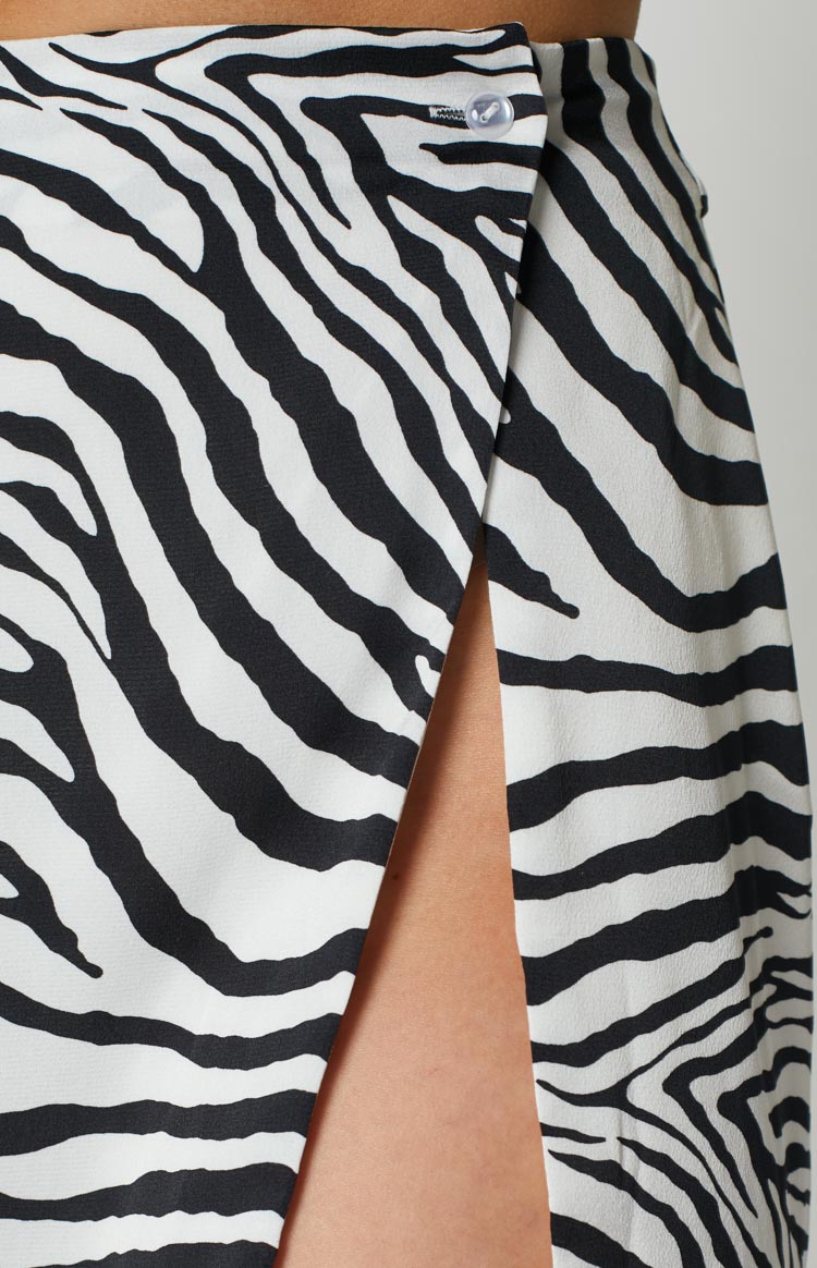 Hendra Zebra Mini Skirt