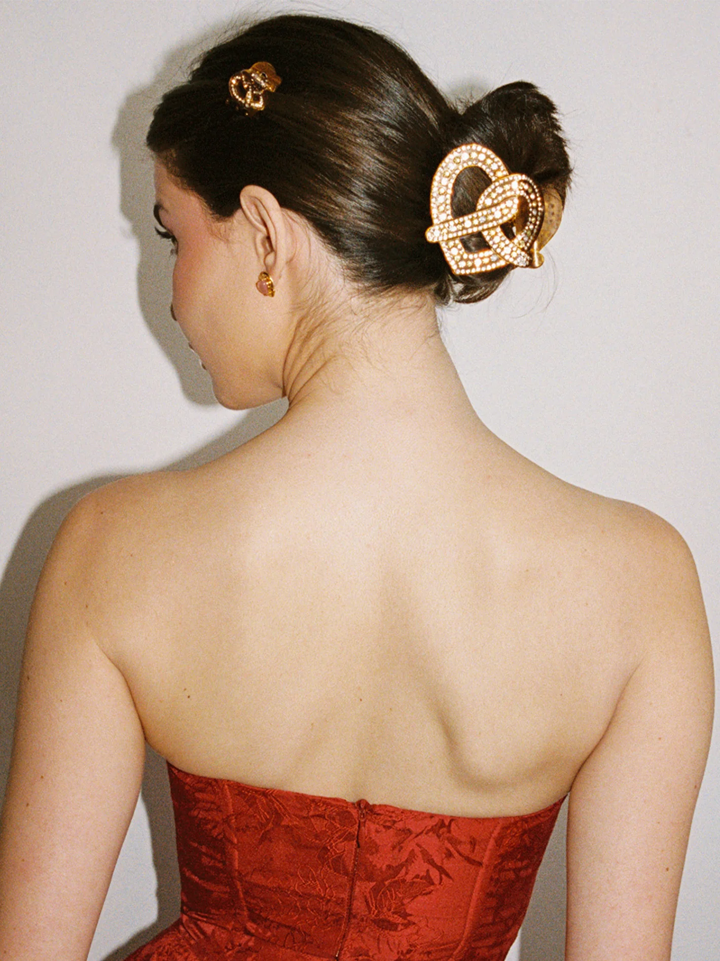Angelica Claw Clip (Brown) (Final Sale)