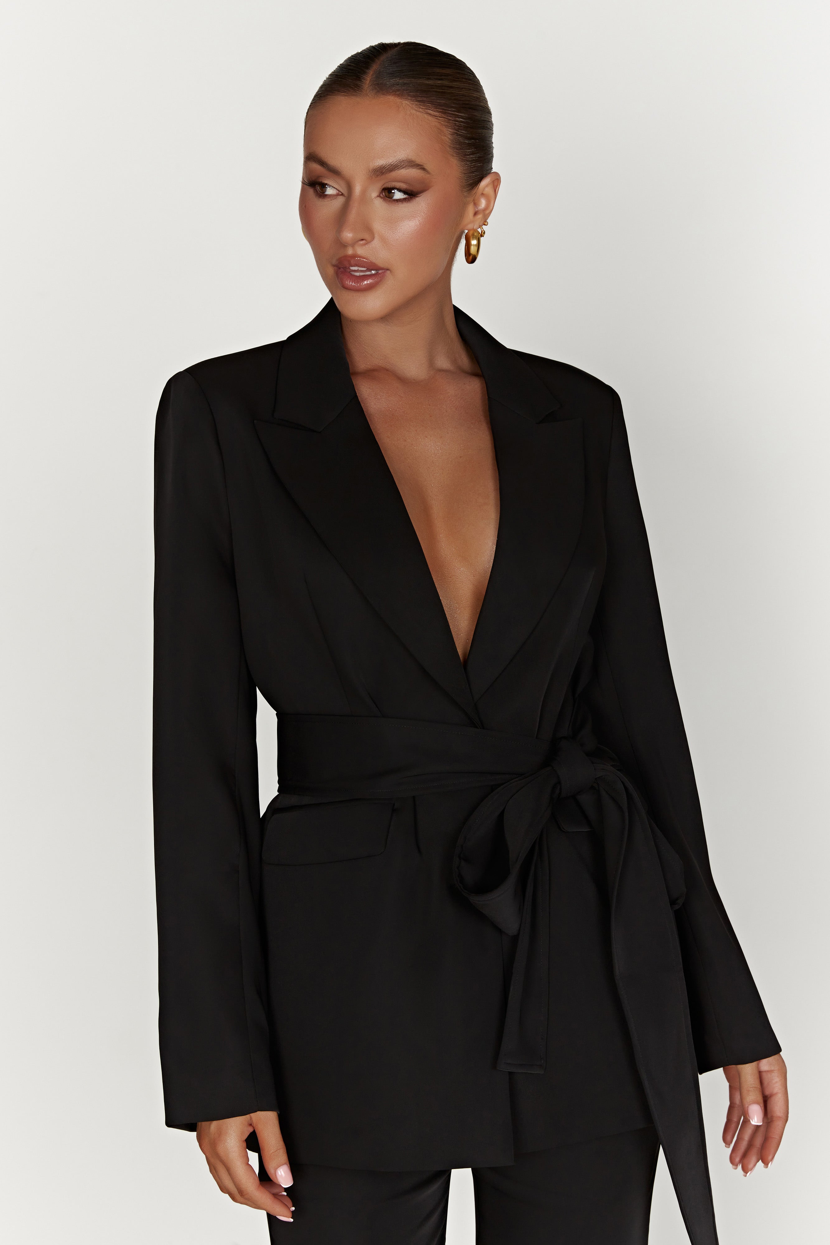 Arna Oversized Belted Blazer - Black