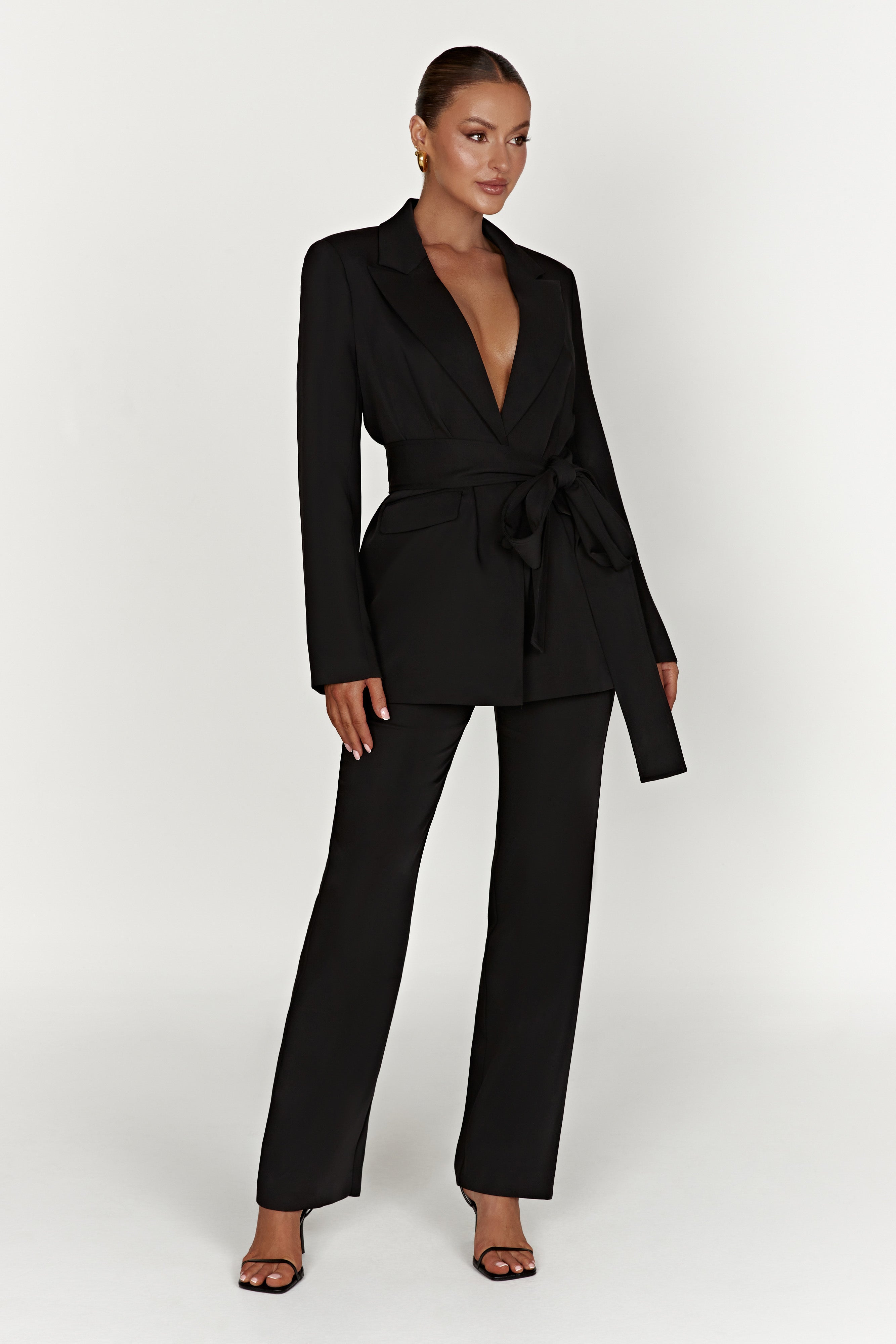 Arna Oversized Belted Blazer - Black